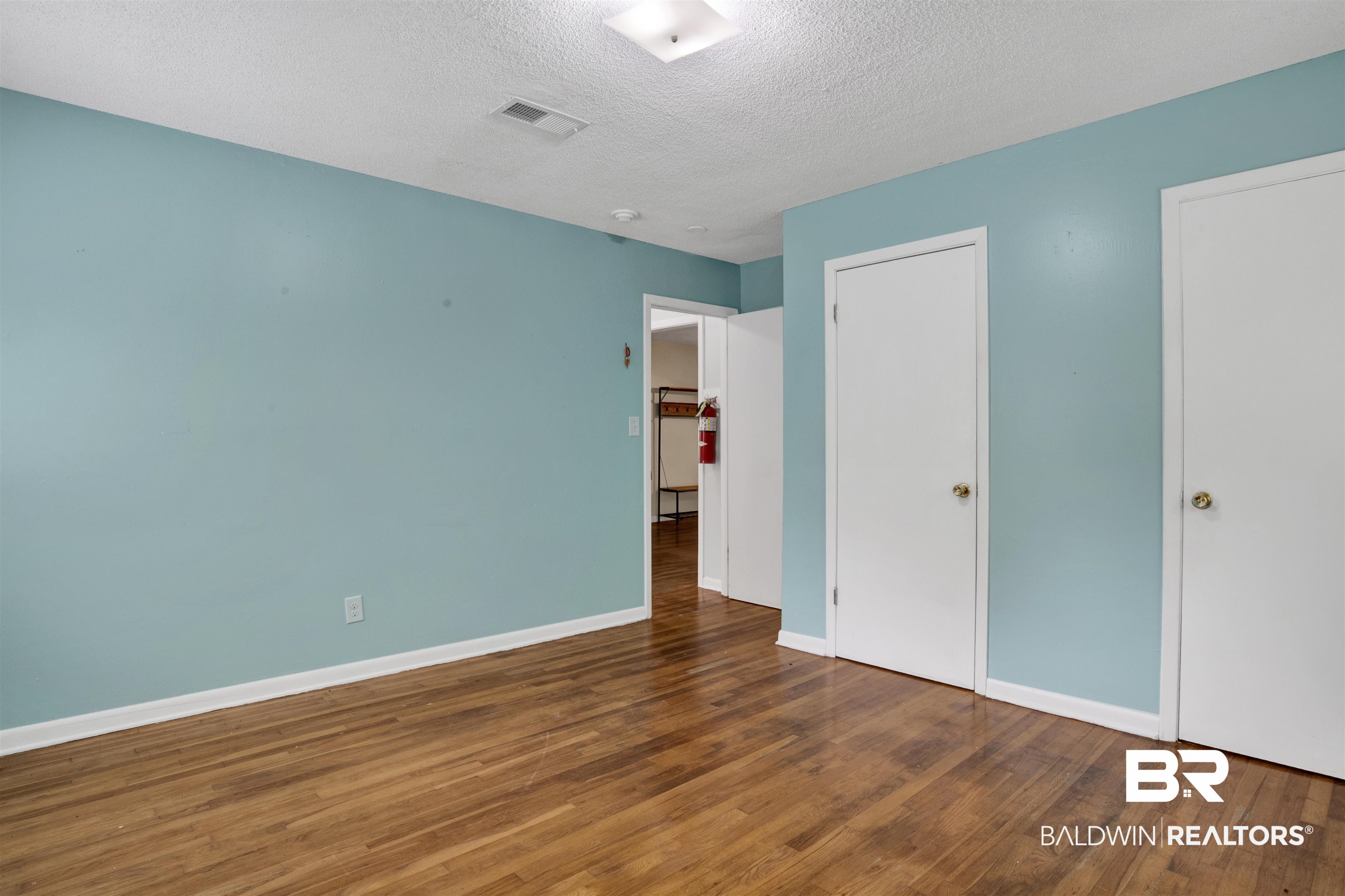 397869 | Photo 20