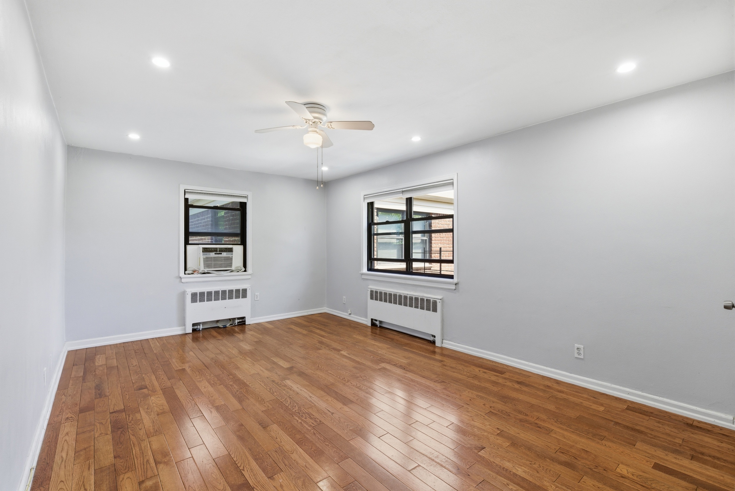 220-17 75th Avenue 85A2 Oakland Gardens Queens NY 11364