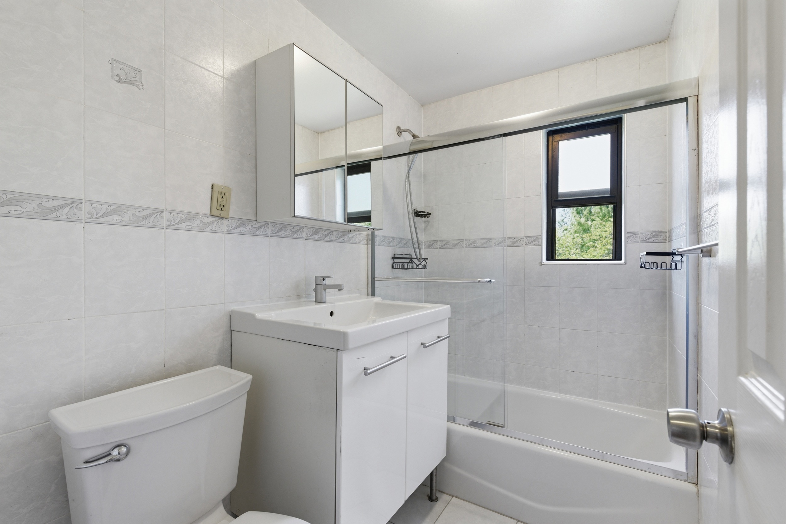 220-17 75th Avenue 85A2 Oakland Gardens Queens NY 11364
