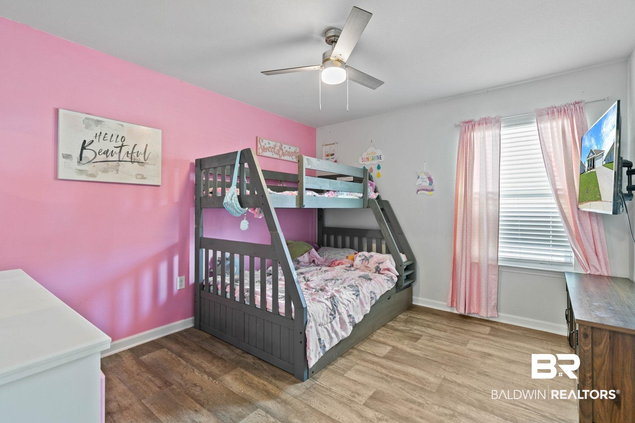 397985 | Photo 24