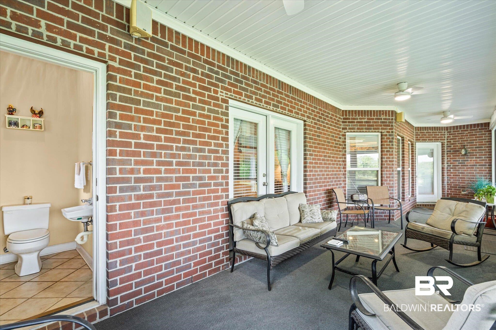 397949 | Photo 20