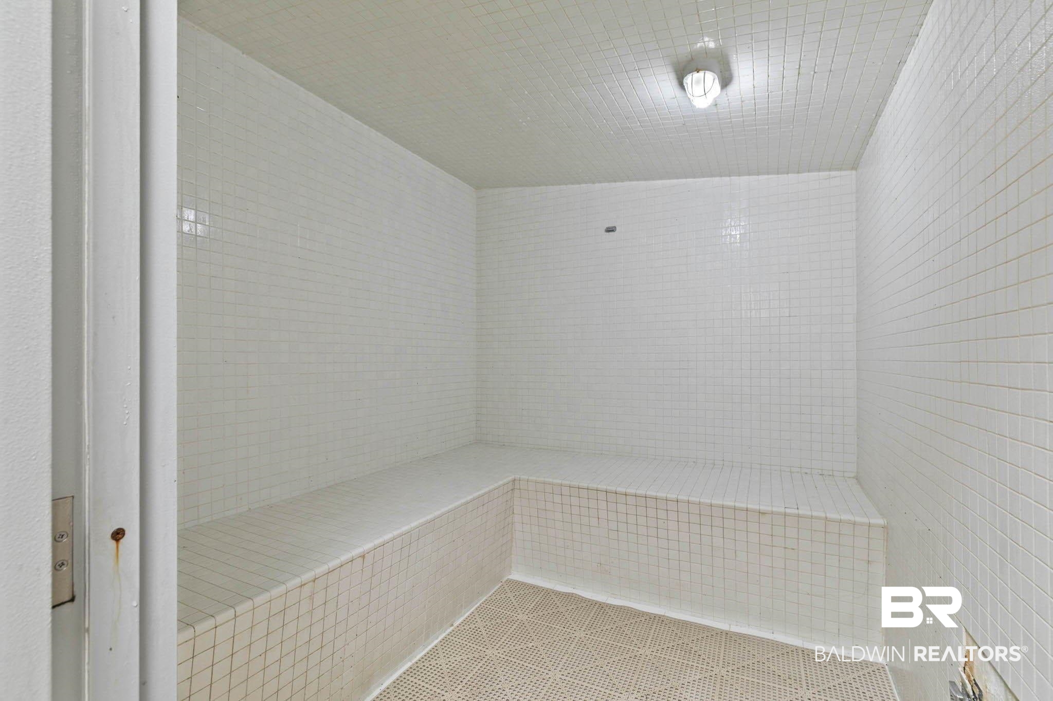396375 | Photo 22