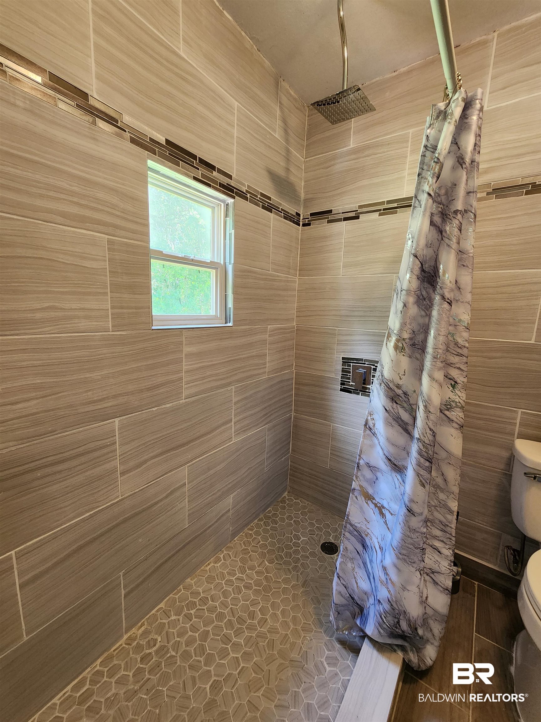 397473 | Photo 25