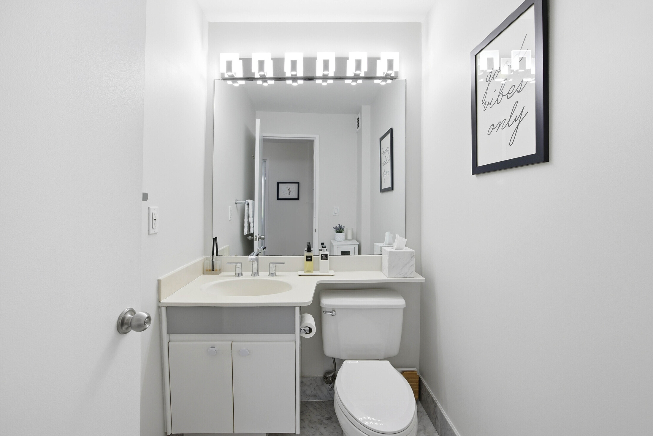 200 Rector Place 4U Battery Park City New York NY 10280