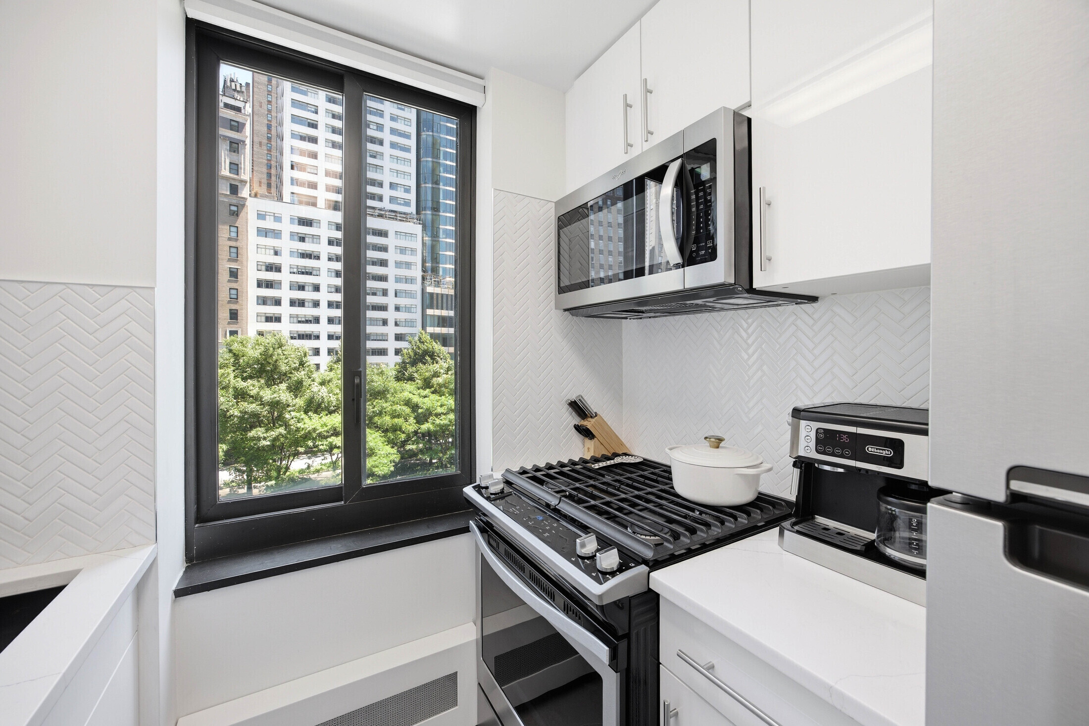 200 Rector Place 4U Battery Park City New York NY 10280