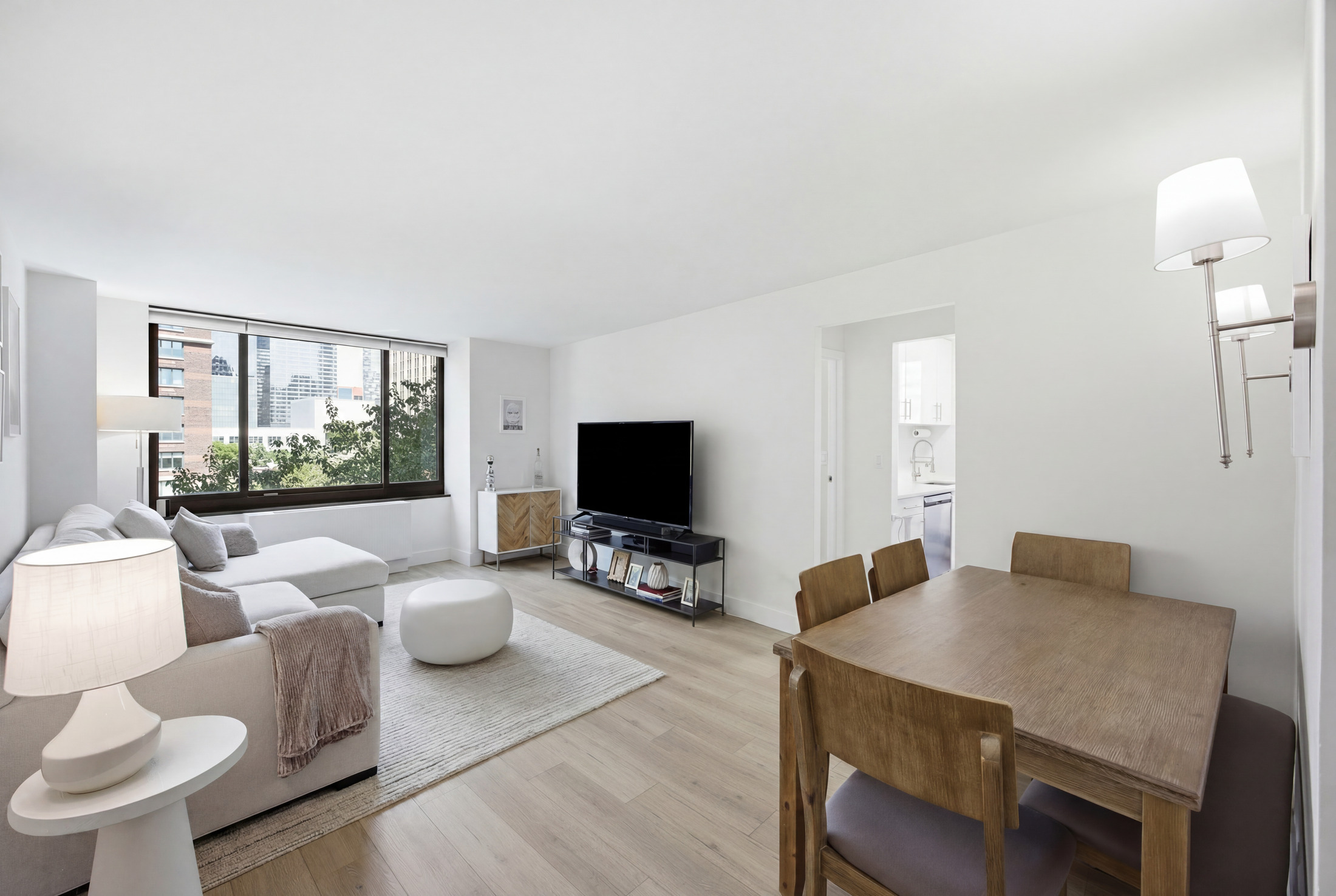 200 Rector Place 4U Battery Park City New York NY 10280