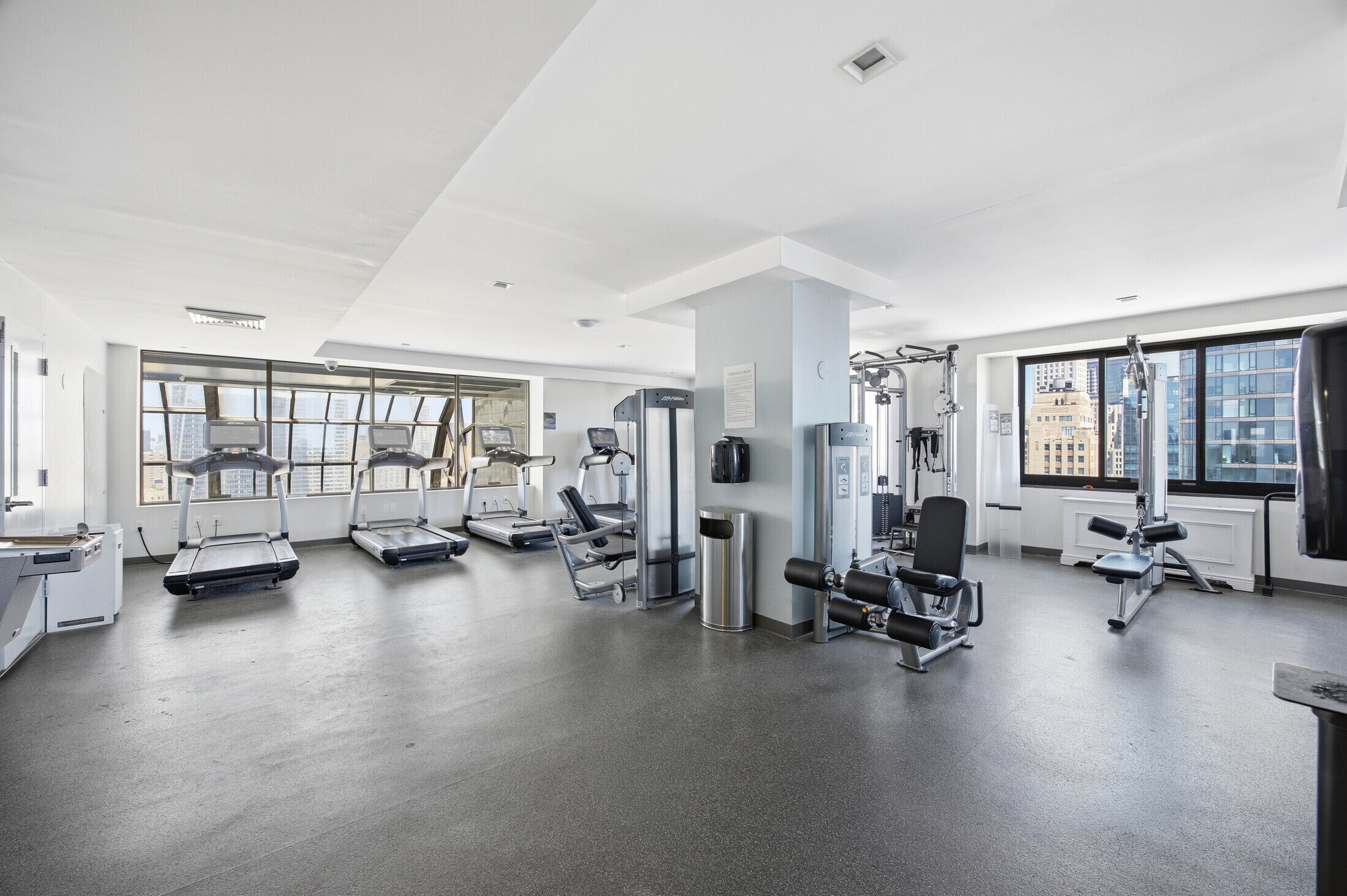 200 Rector Place 4U Battery Park City New York NY 10280