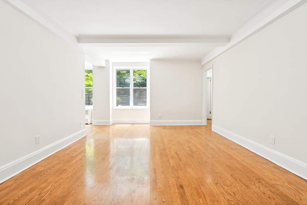 333 East 53rd Street 1F Sutton Place New York NY 10022
