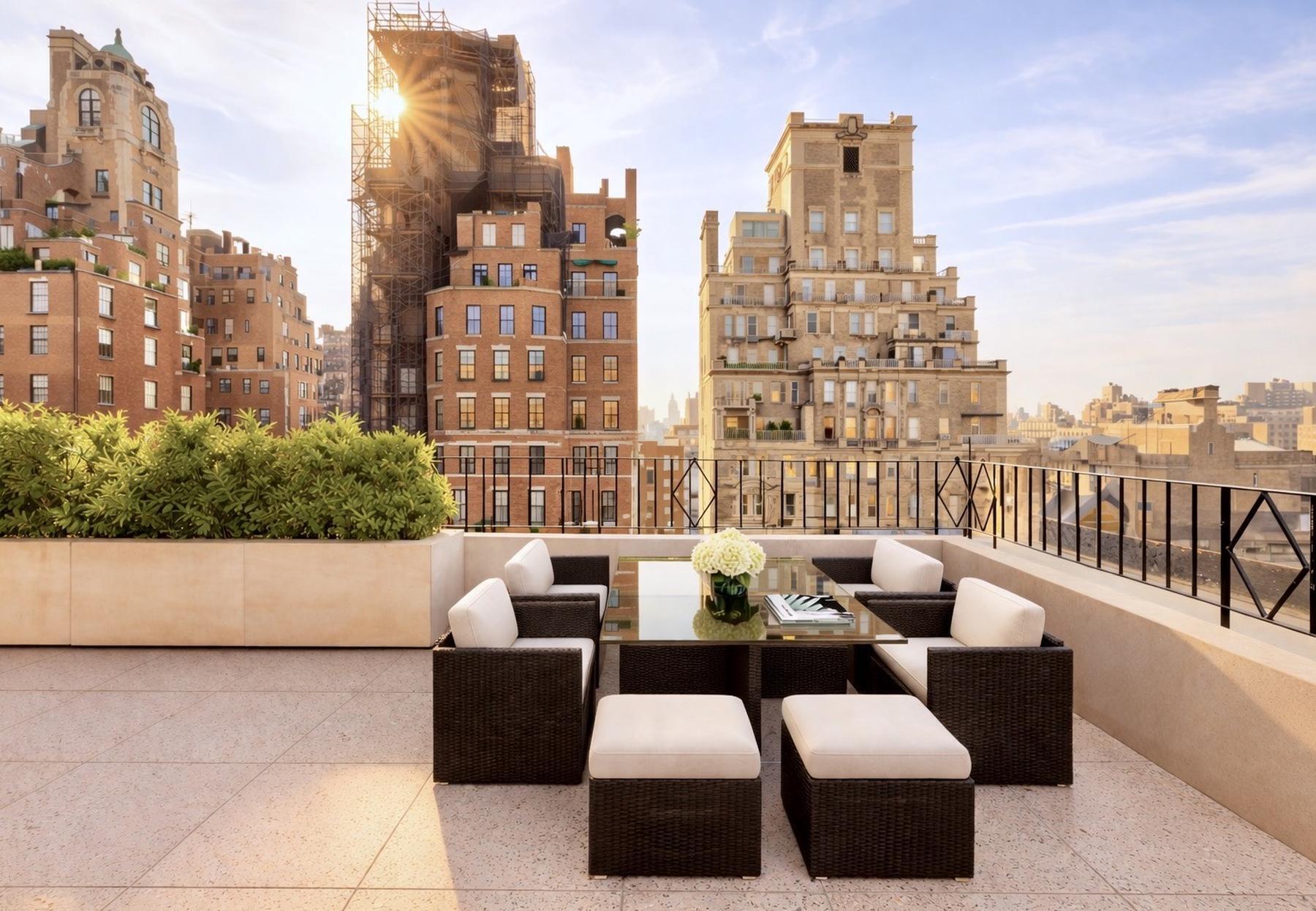 785 Park Avenue 17BC Upper East Side New York NY 10021