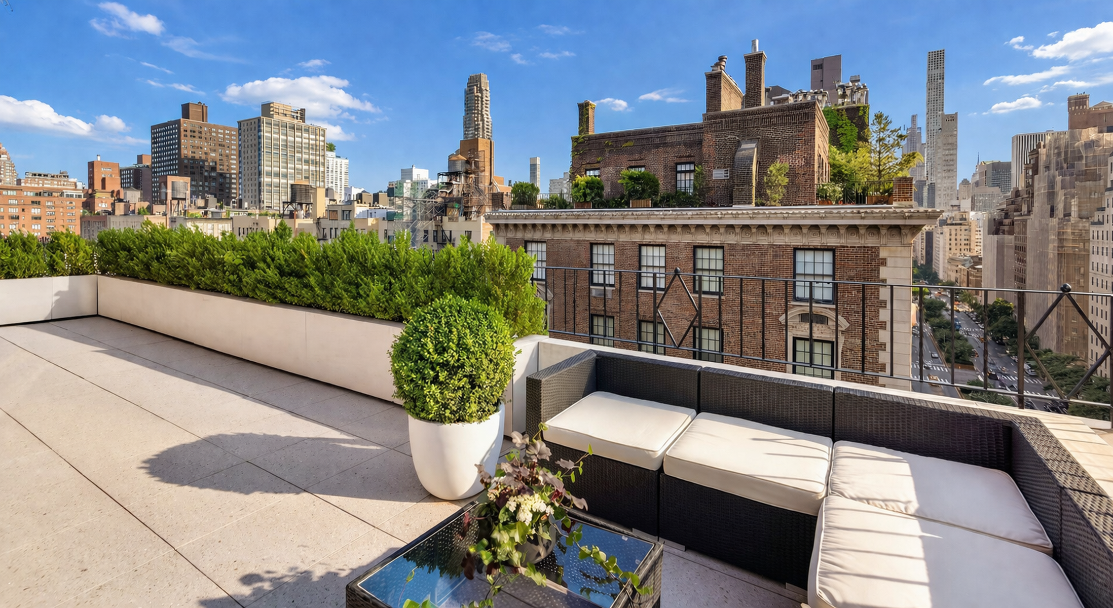785 Park Avenue 17BC Upper East Side New York NY 10021