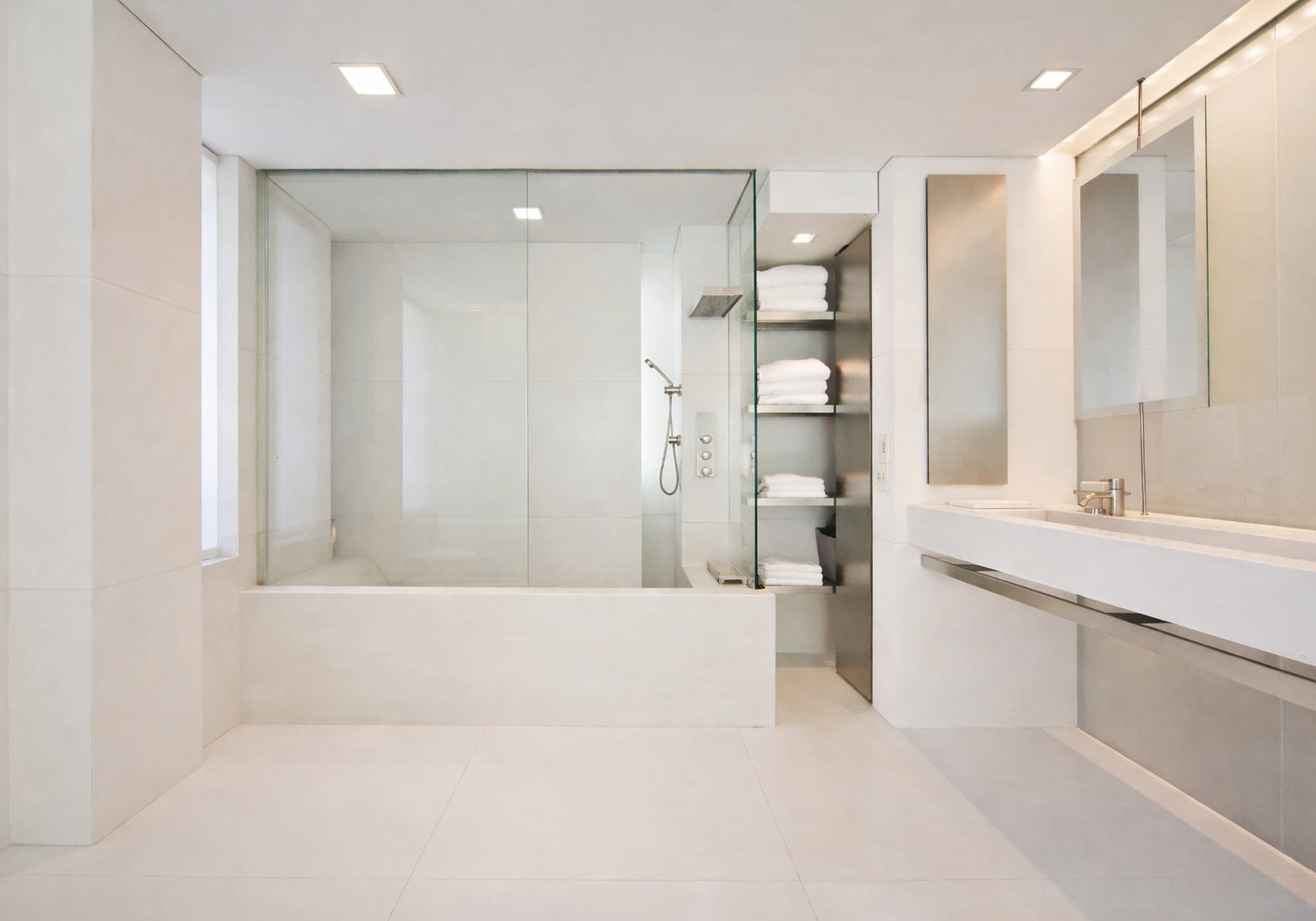 785 Park Avenue 17BC Upper East Side New York NY 10021
