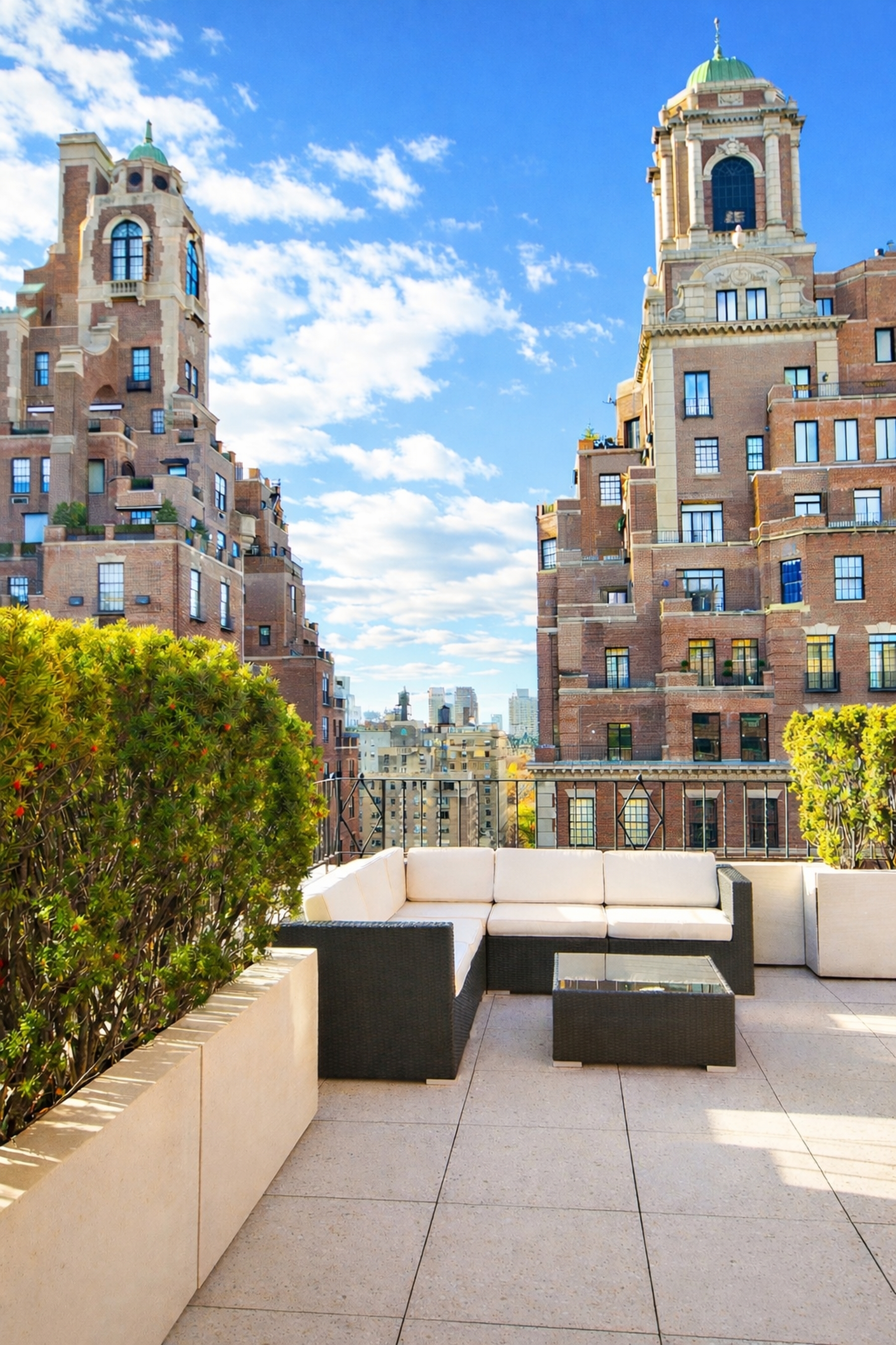 785 Park Avenue 17BC Upper East Side New York NY 10021