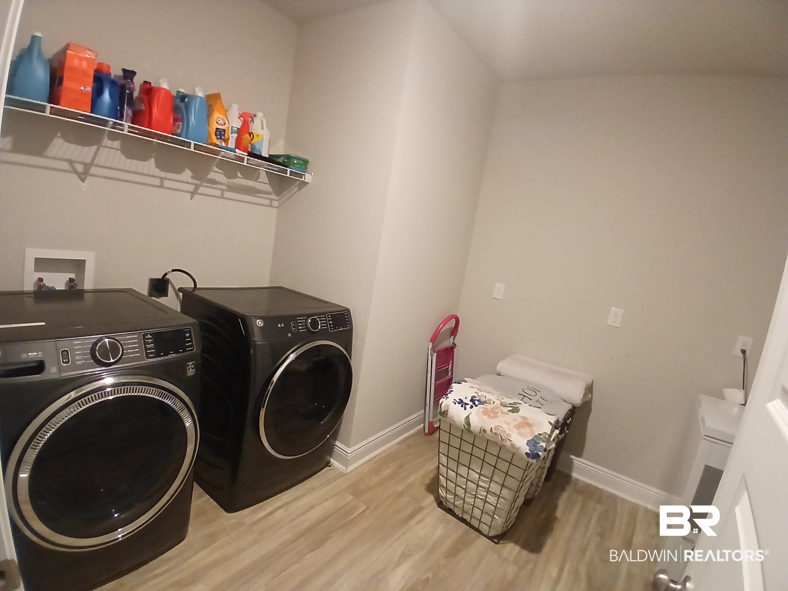 389027 | Photo 20