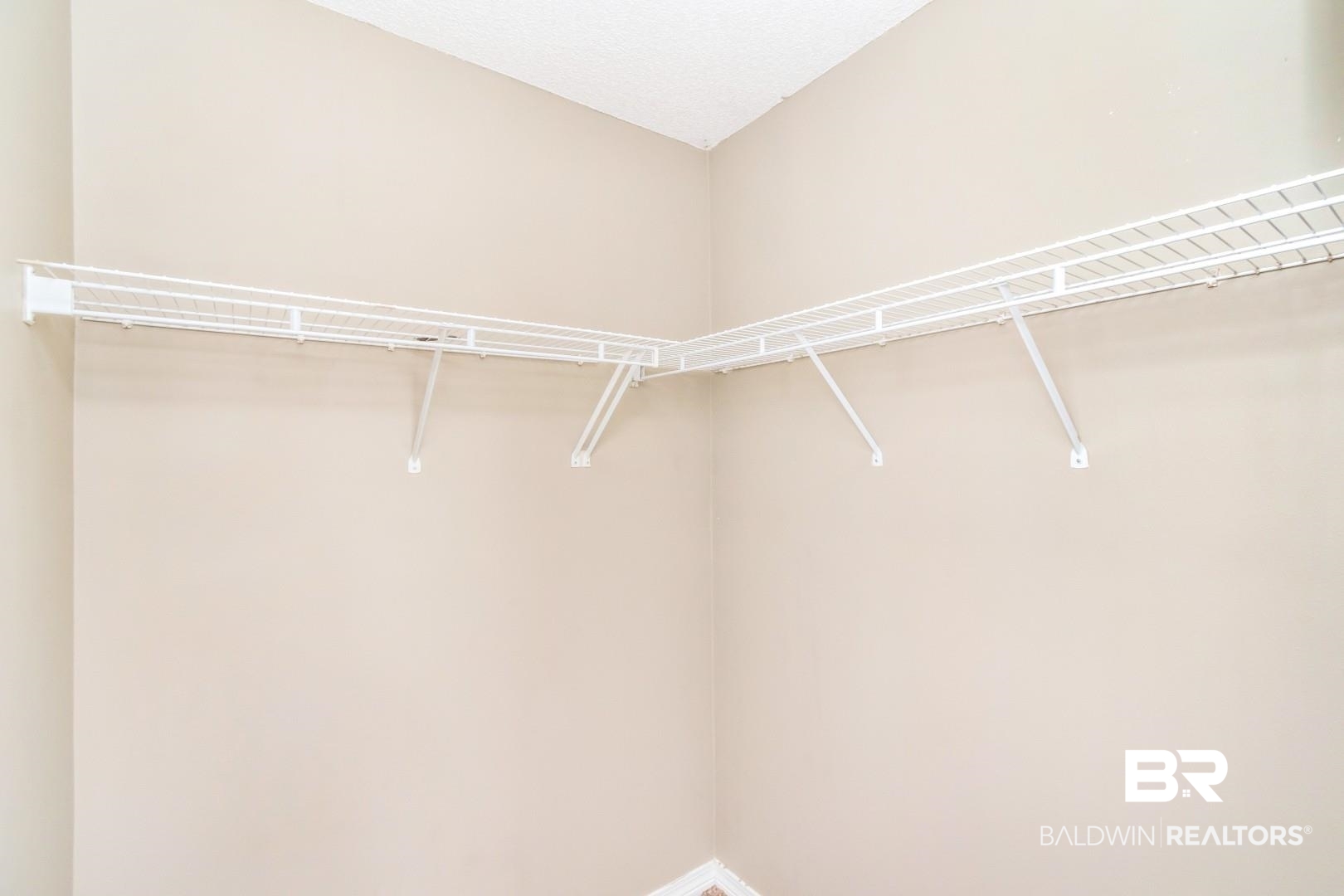 398171 | Photo 21