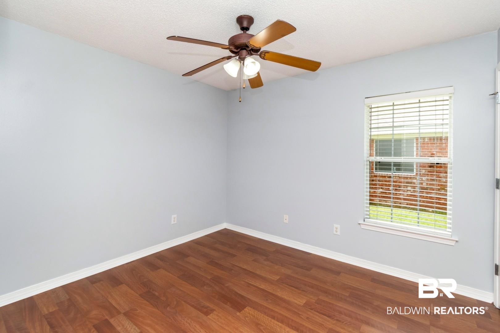 398171 | Photo 25