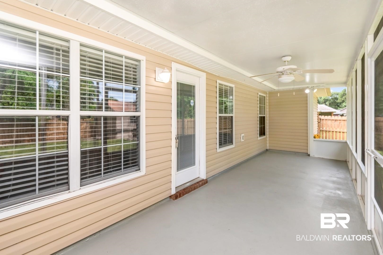 398171 | Photo 29