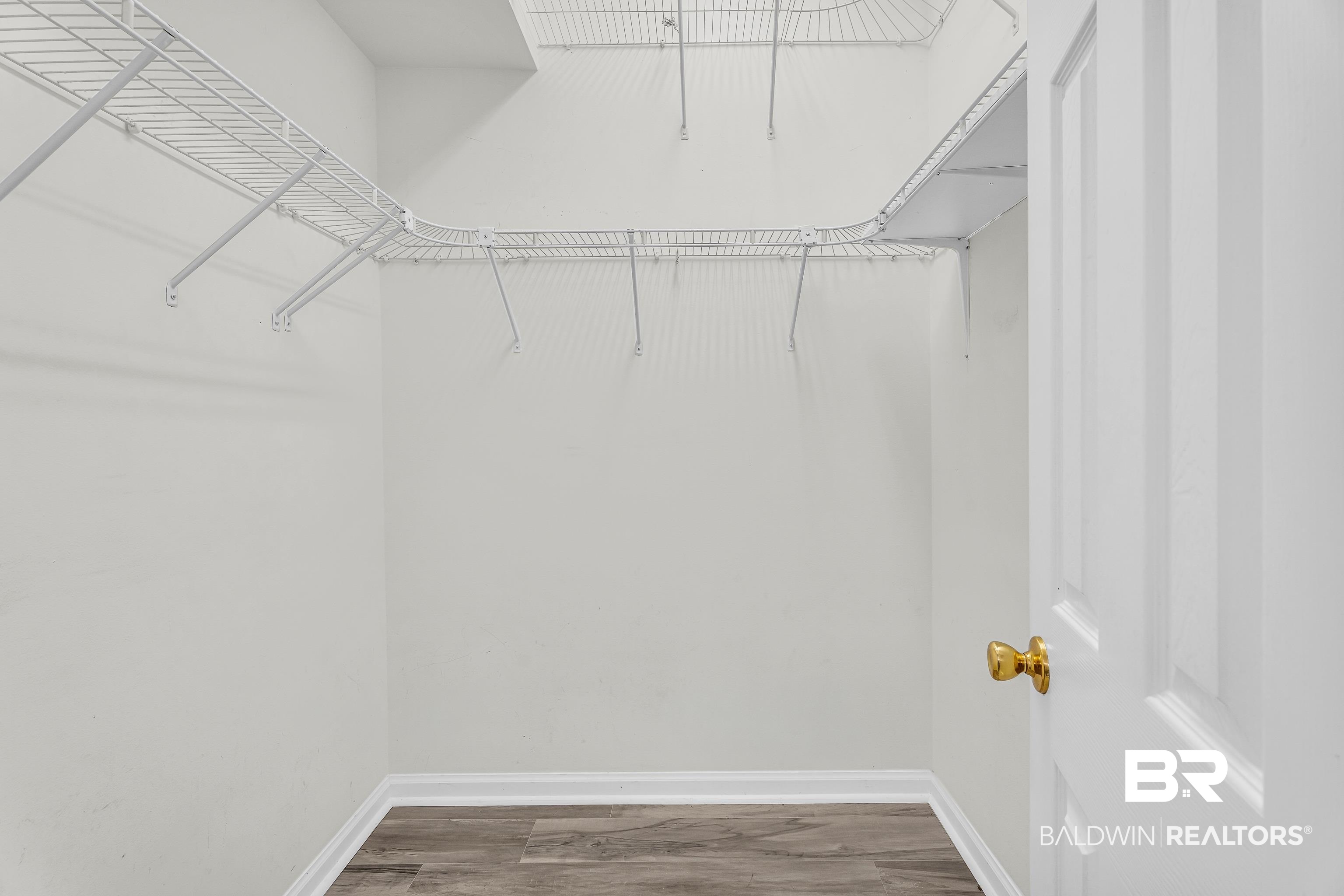 398179 | Photo 19