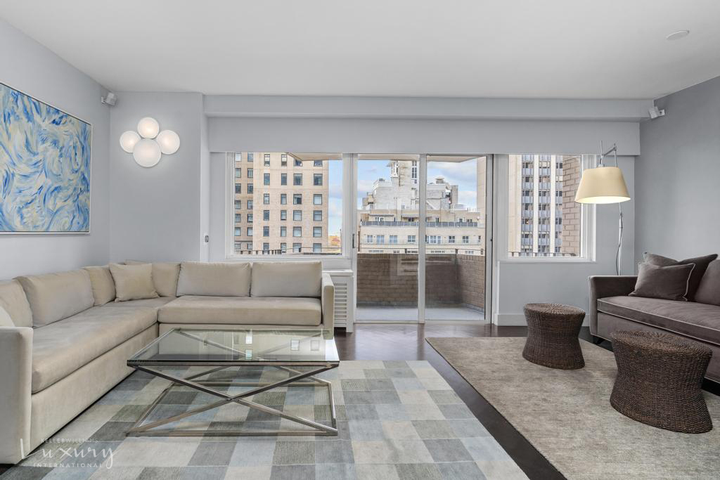 58 West 58th Street 19A Midtown West New York NY 10019