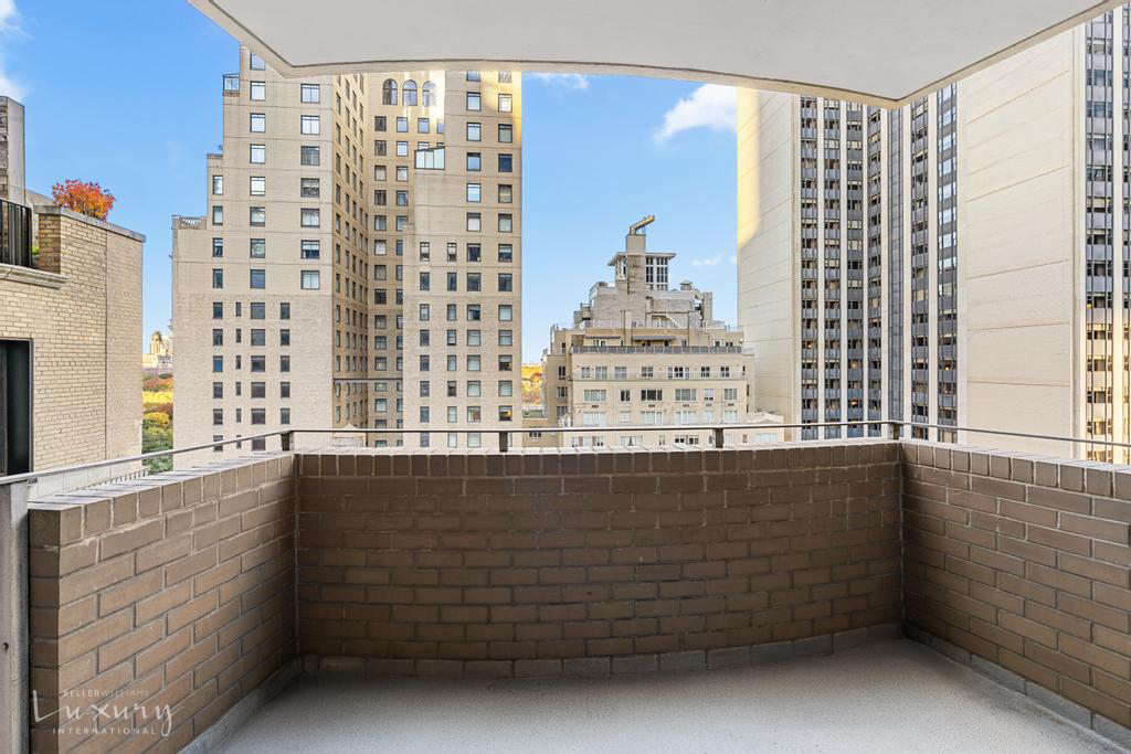 58 West 58th Street 19A Midtown West New York NY 10019