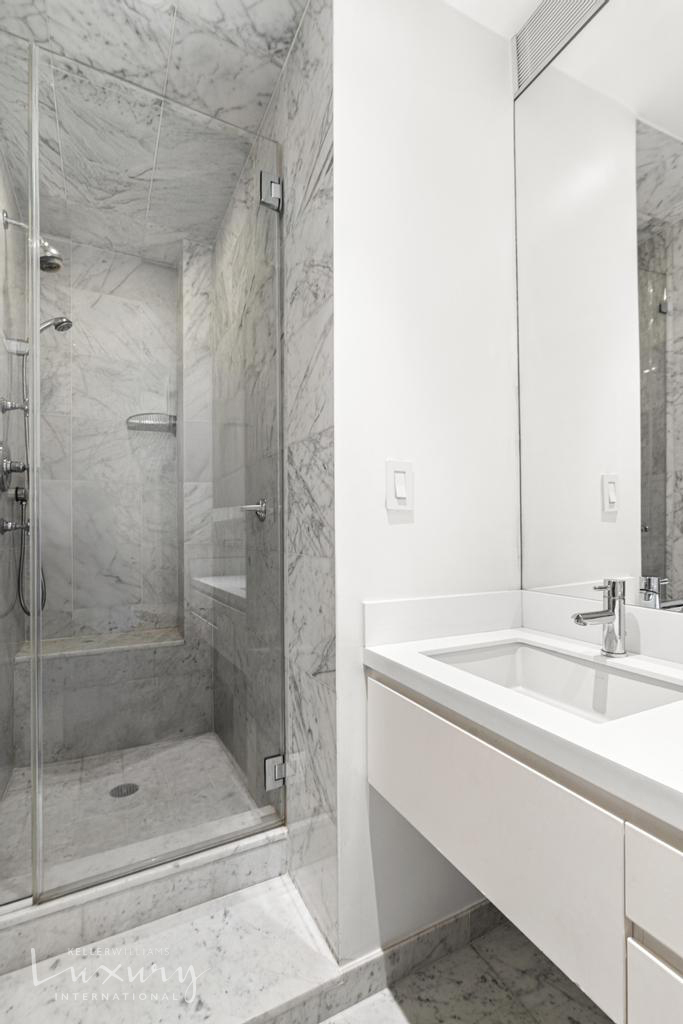 58 West 58th Street 19A Midtown West New York NY 10019