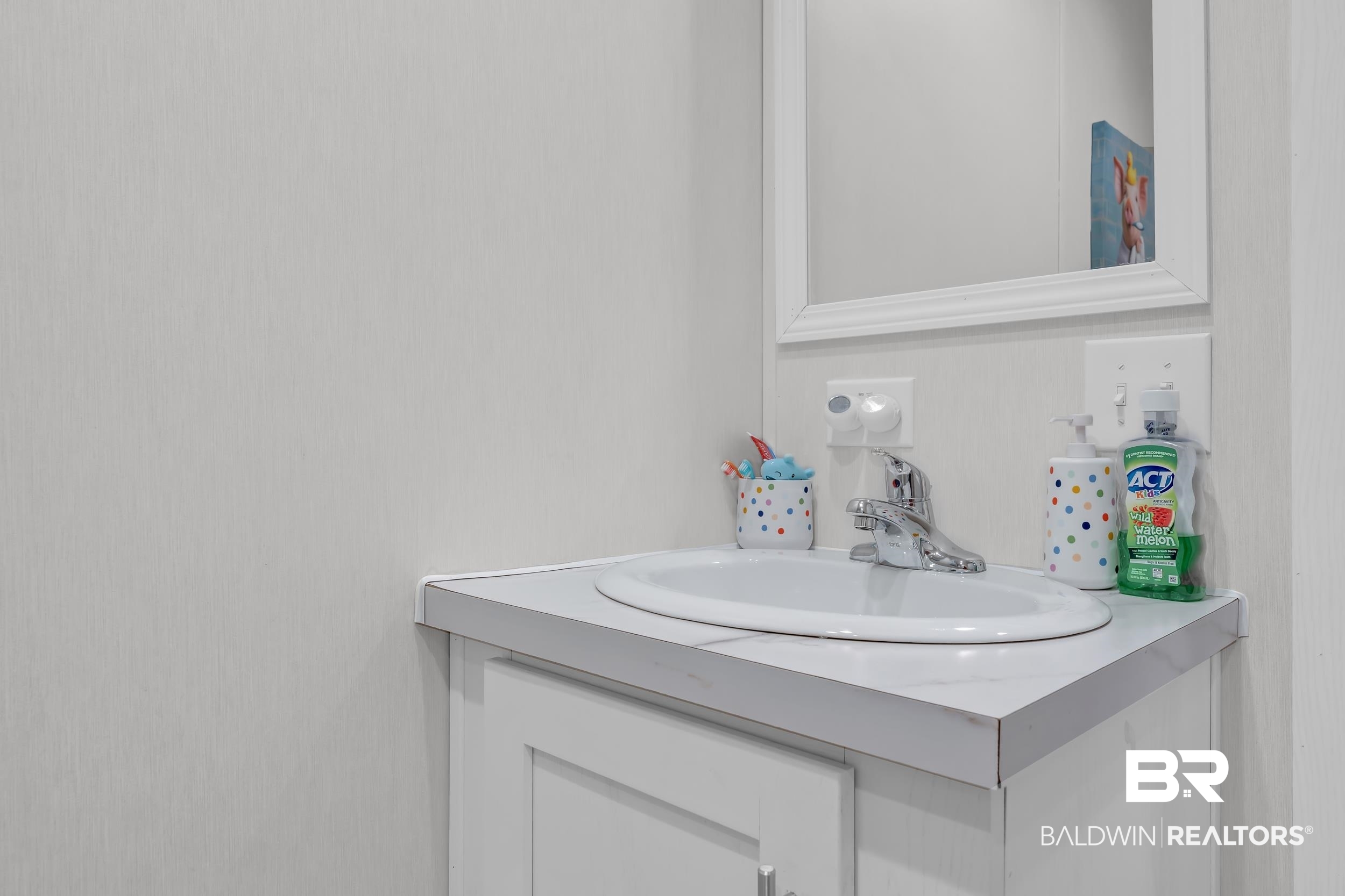 398188 | Photo 22