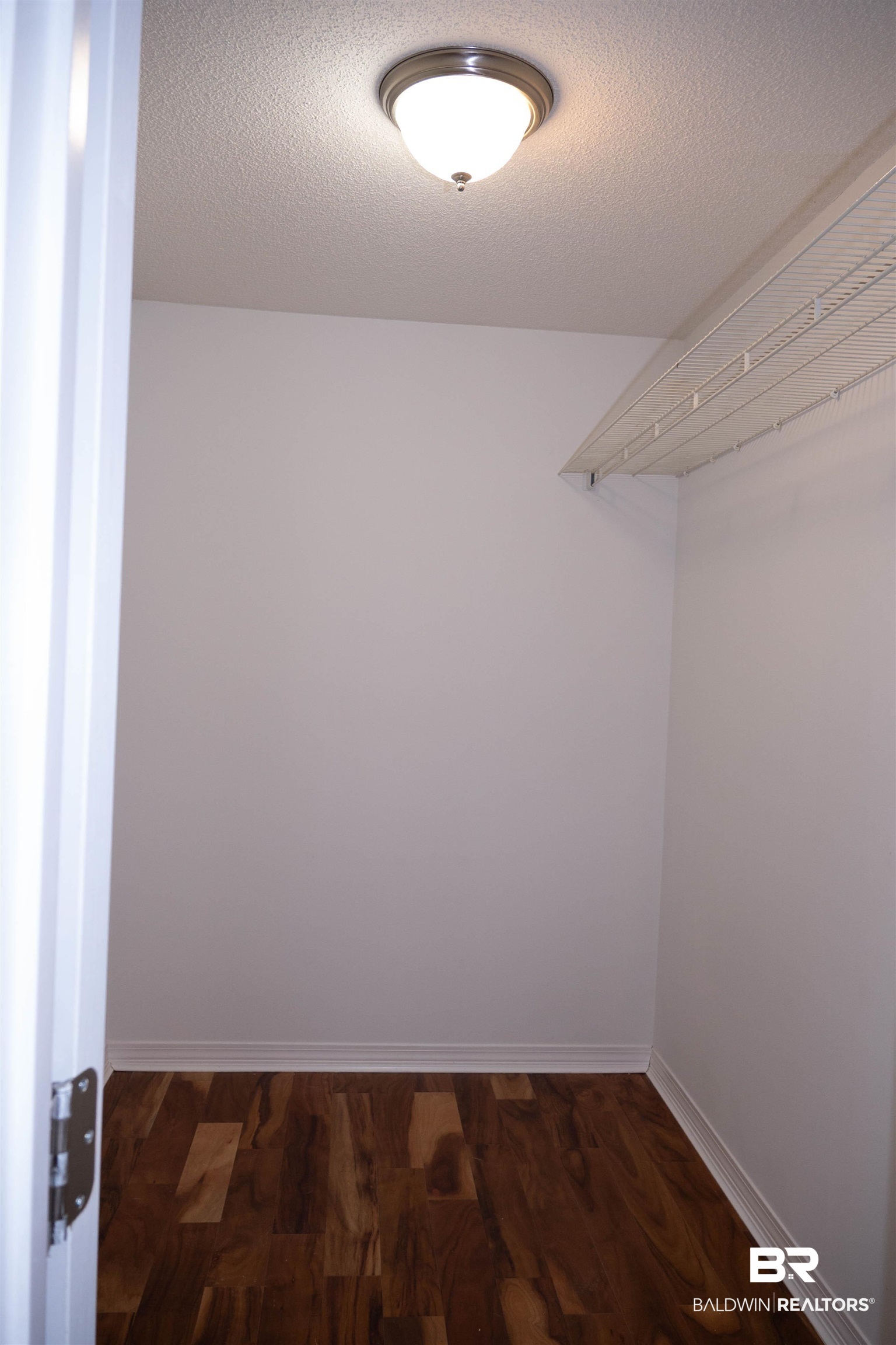 398231 | Photo 15