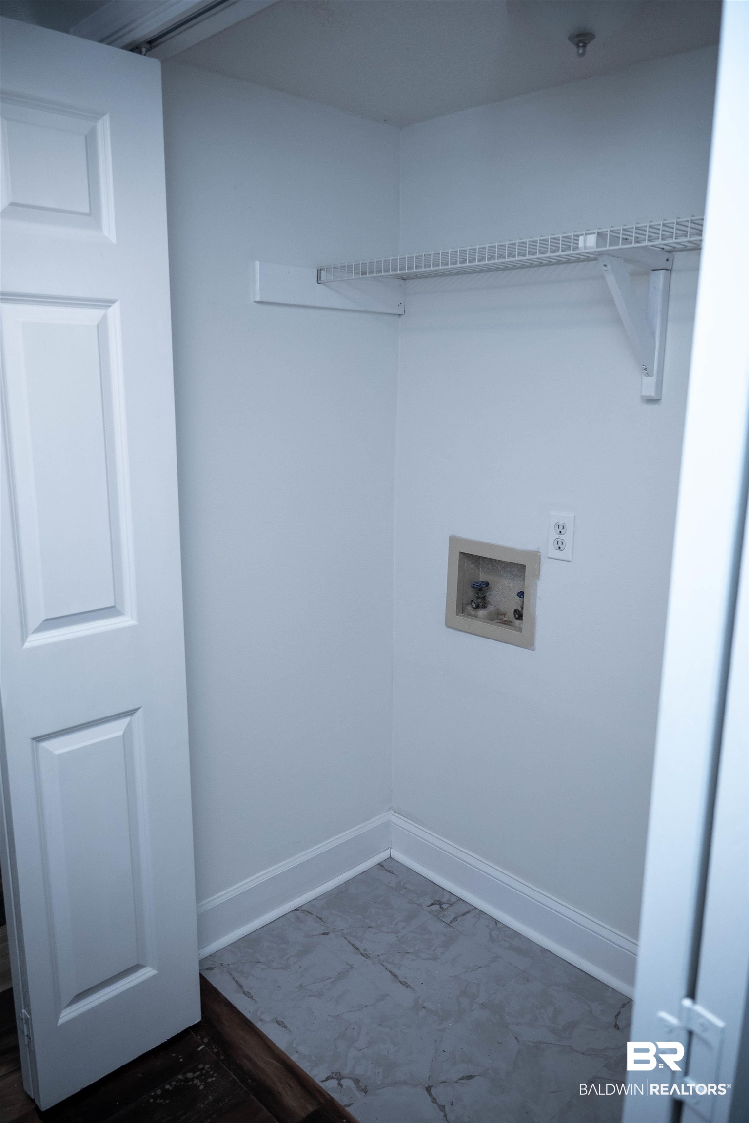 398231 | Photo 18