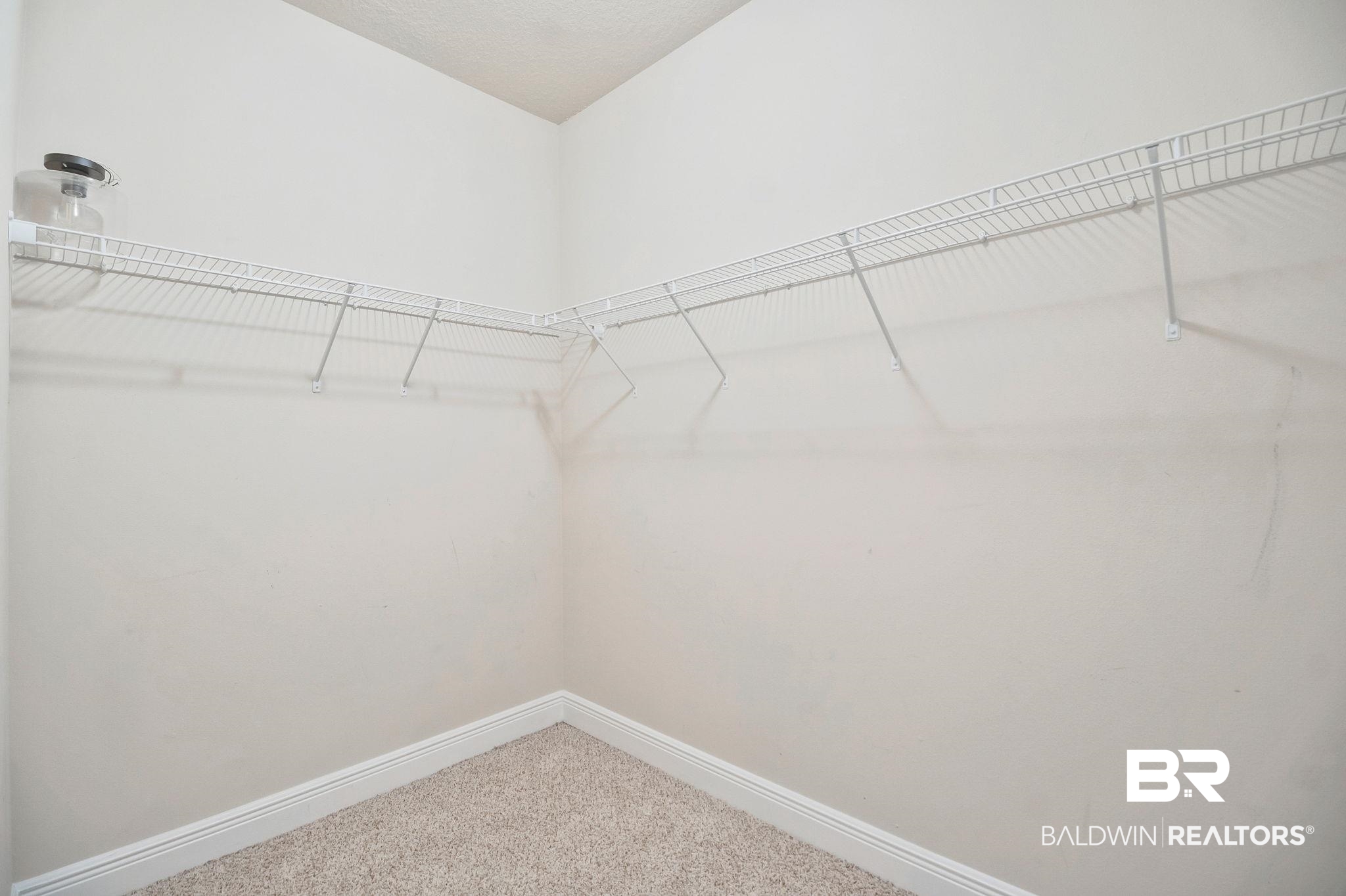 398060 | Photo 26