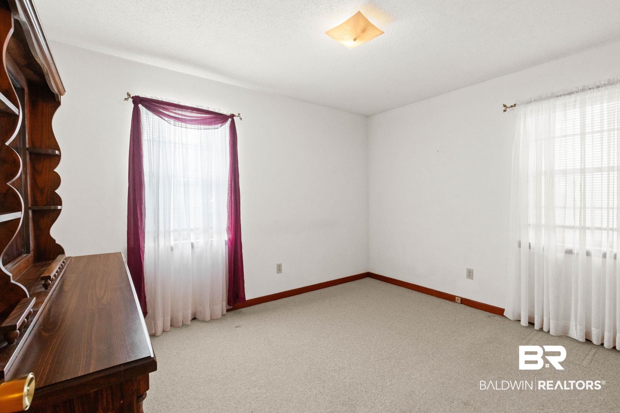 398286 | Photo 22