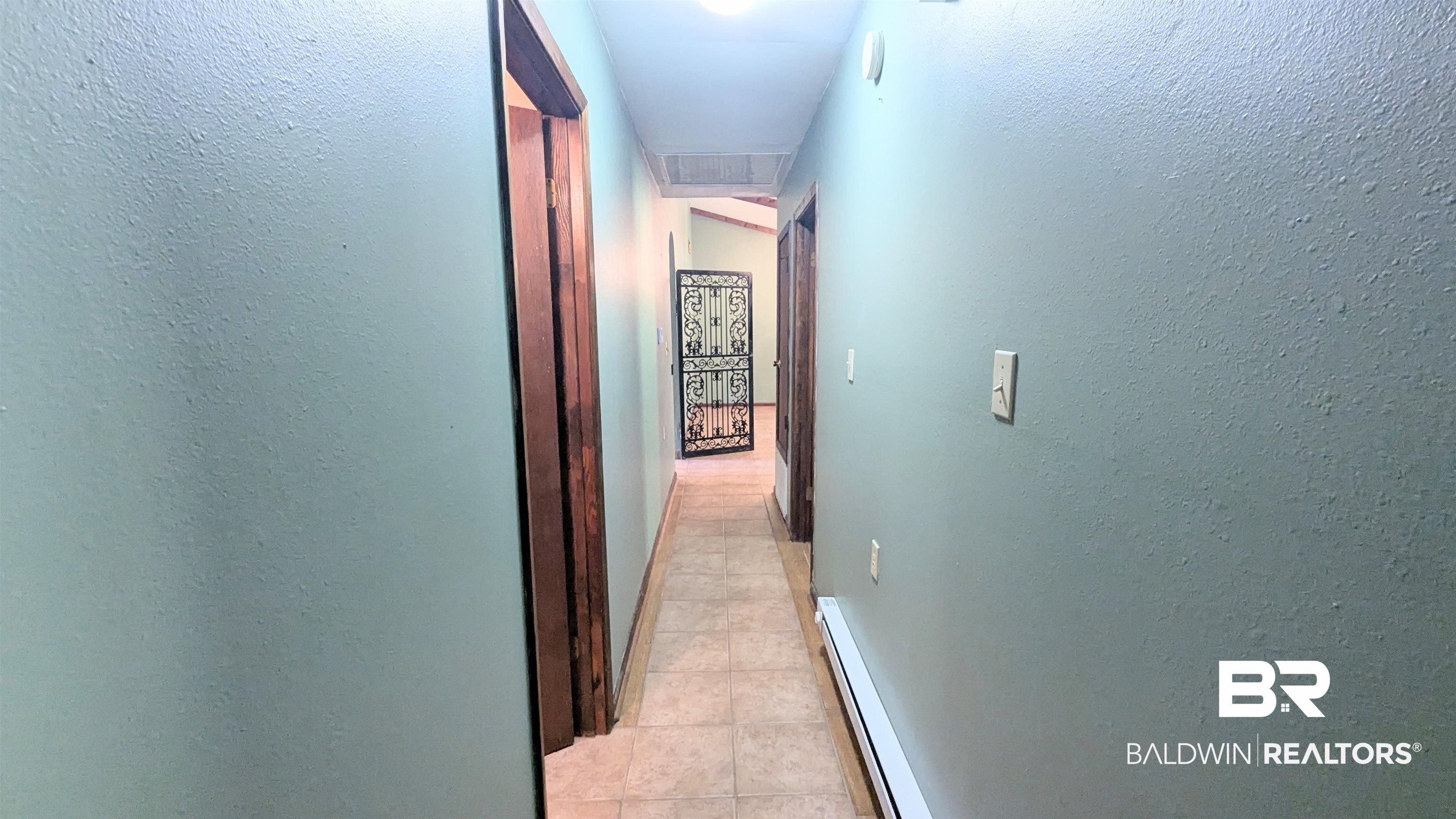 398303 | Photo 21