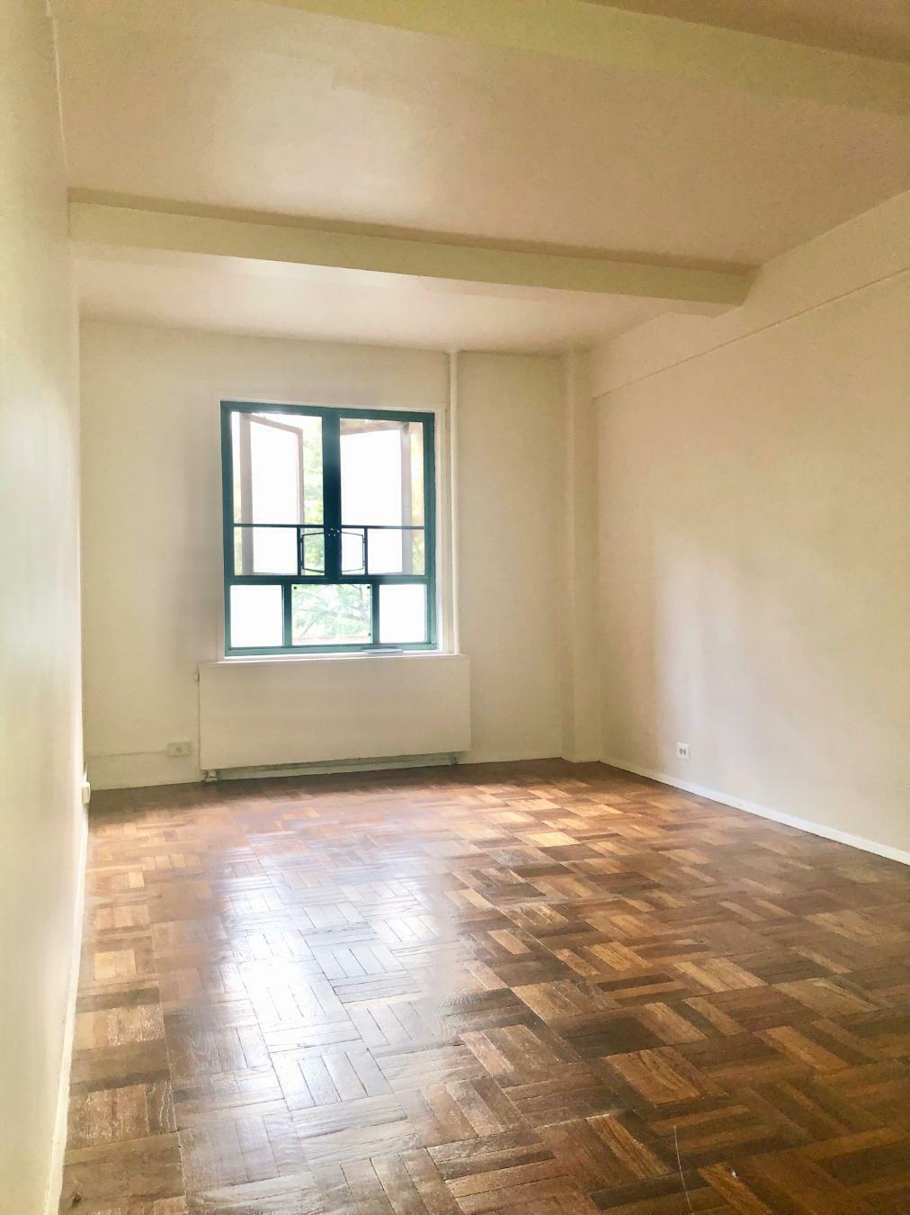 1565 Odell Street 1F Parkchester Bronx NY 10462