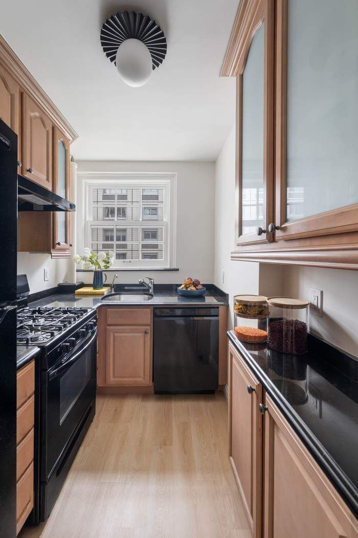 222 East 71st Street Upper East Side New York NY 10021