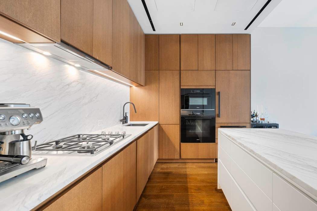 570 Broome Street 12B Soho New York NY 10013