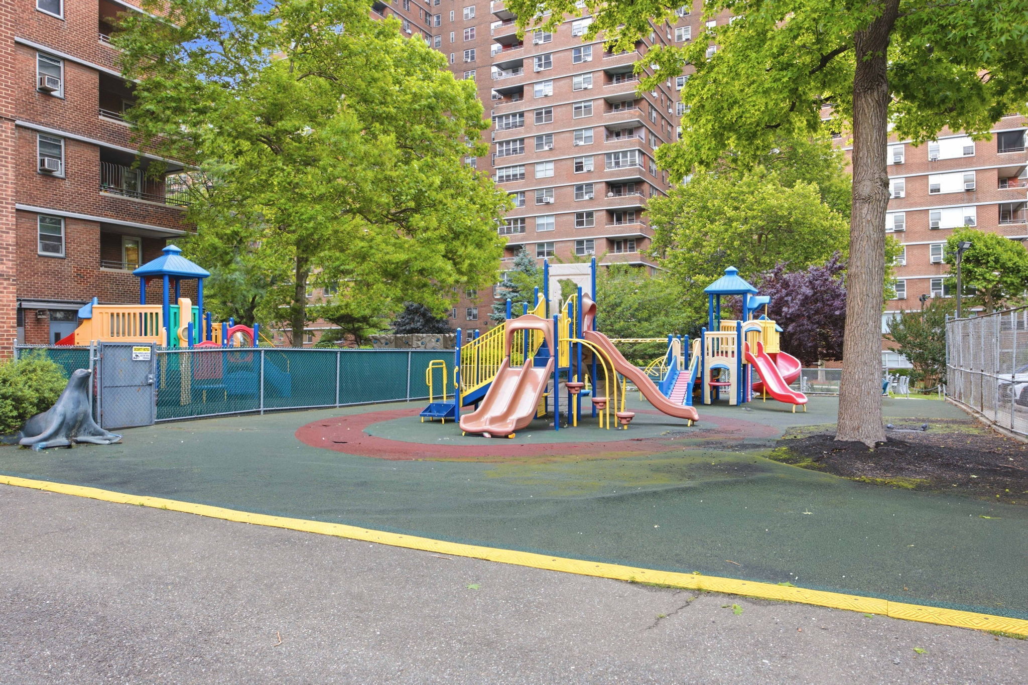 575 Grand Street E1505 Lower East Side New York NY 10002