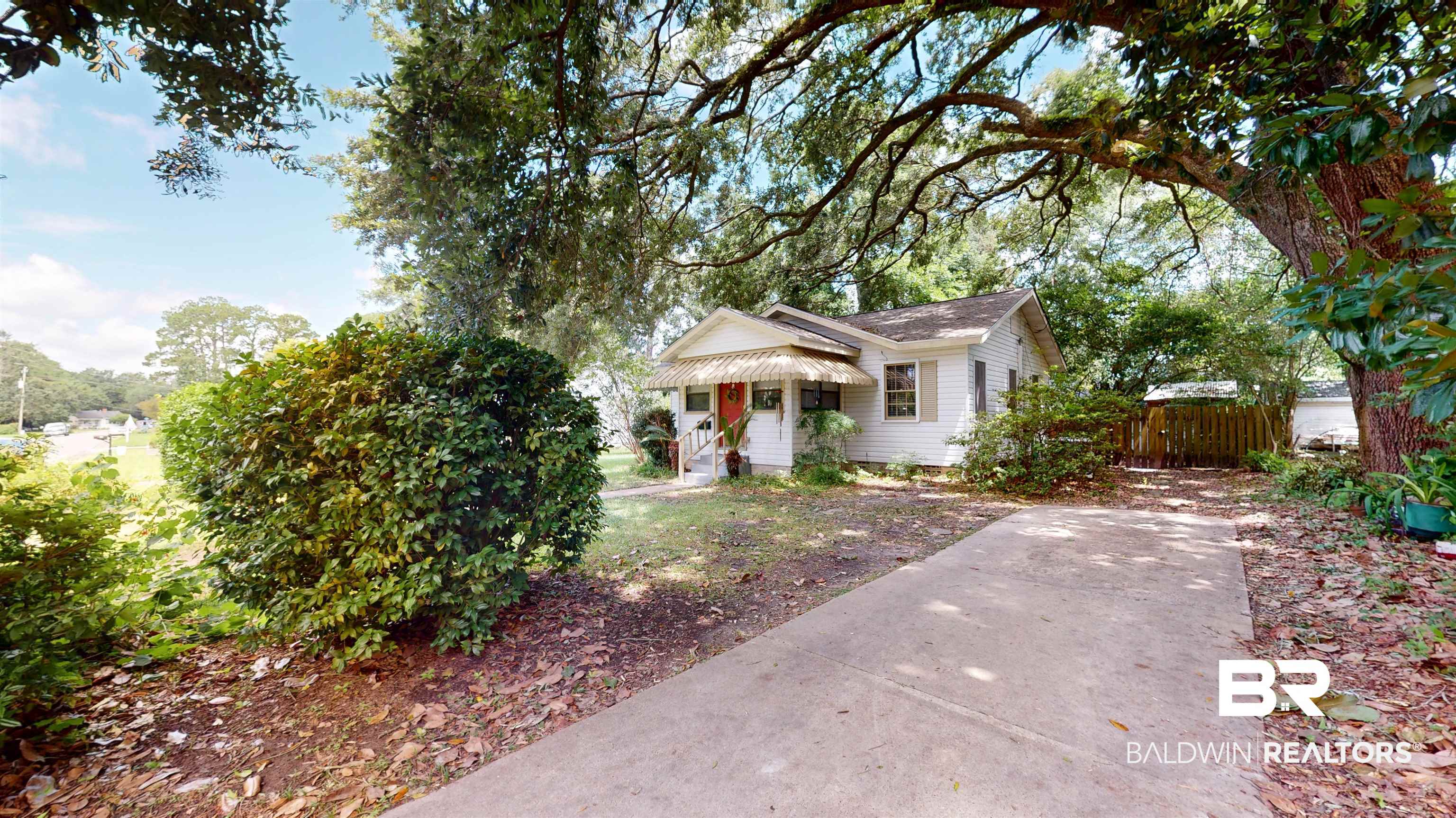 398348 | Photo 2