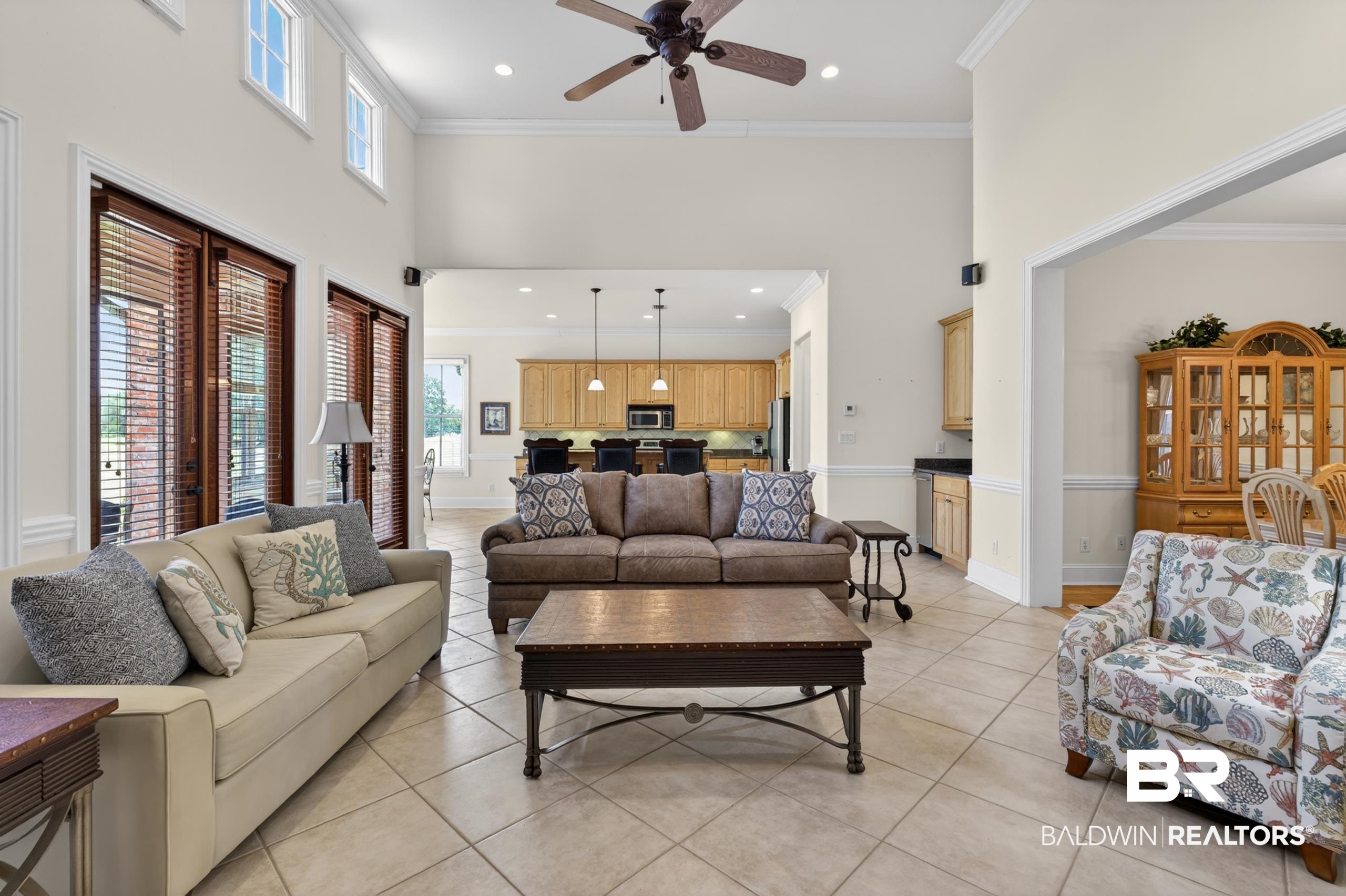 398358 | Photo 14