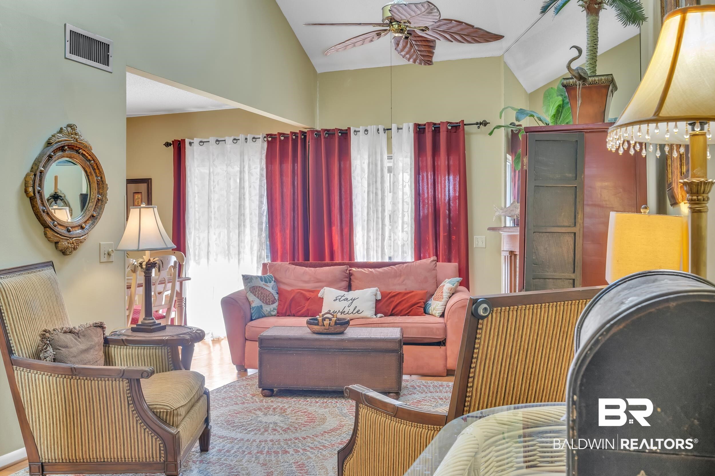 398313 | Photo 12