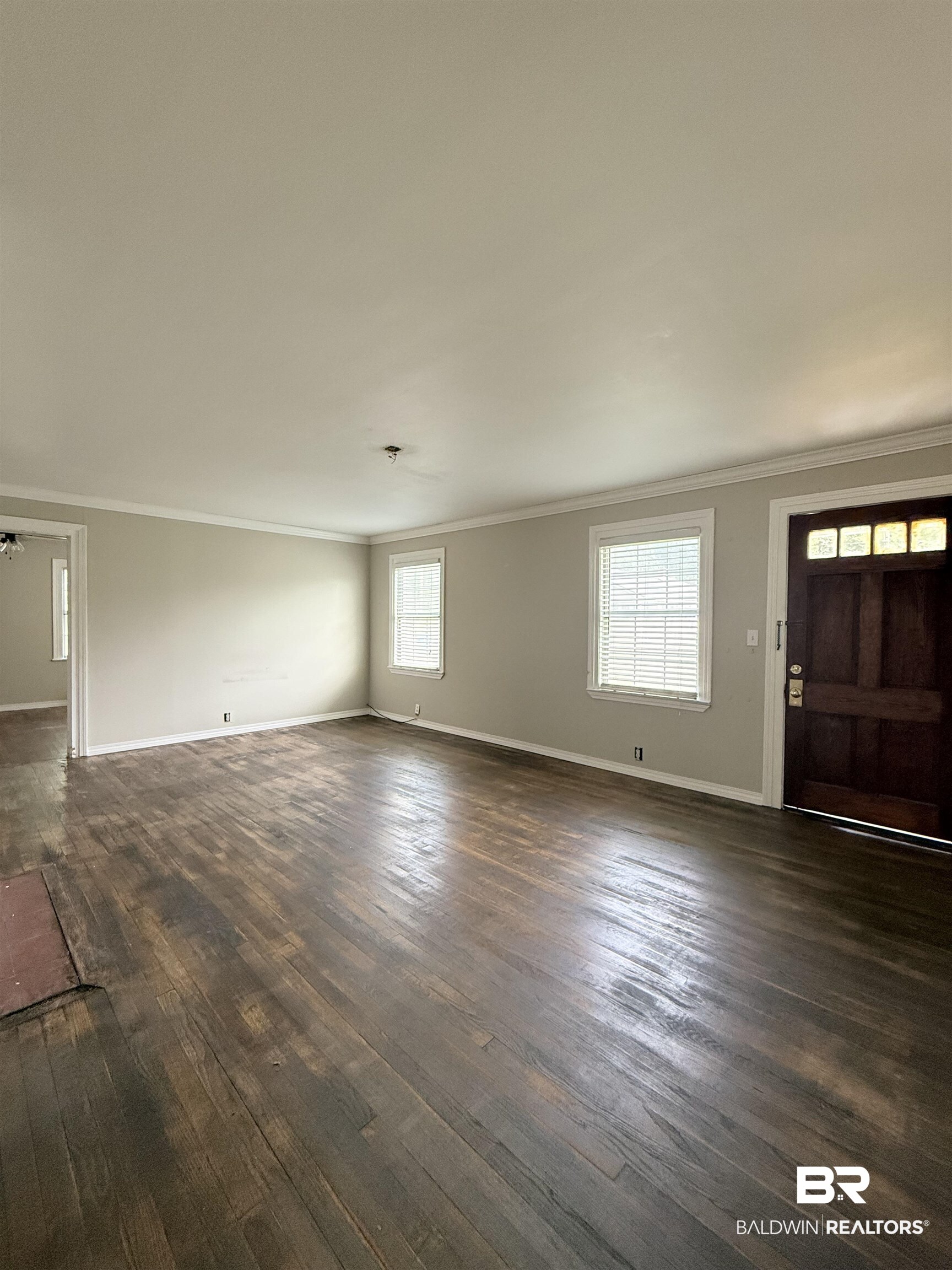 398311 | Photo 23