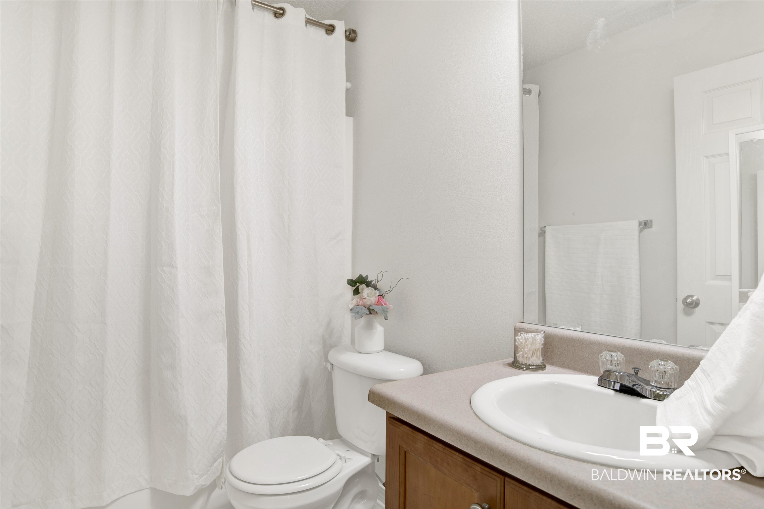 398363 | Photo 25