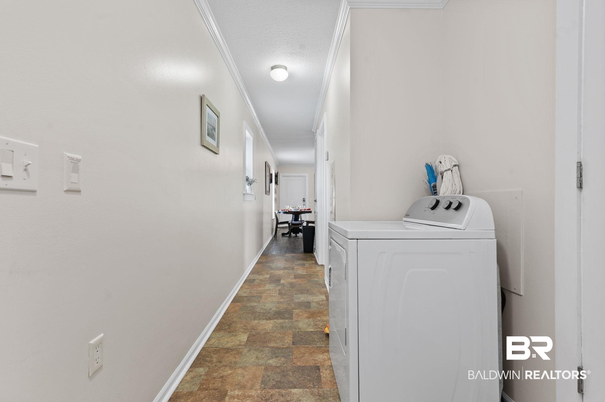 398359 | Photo 22