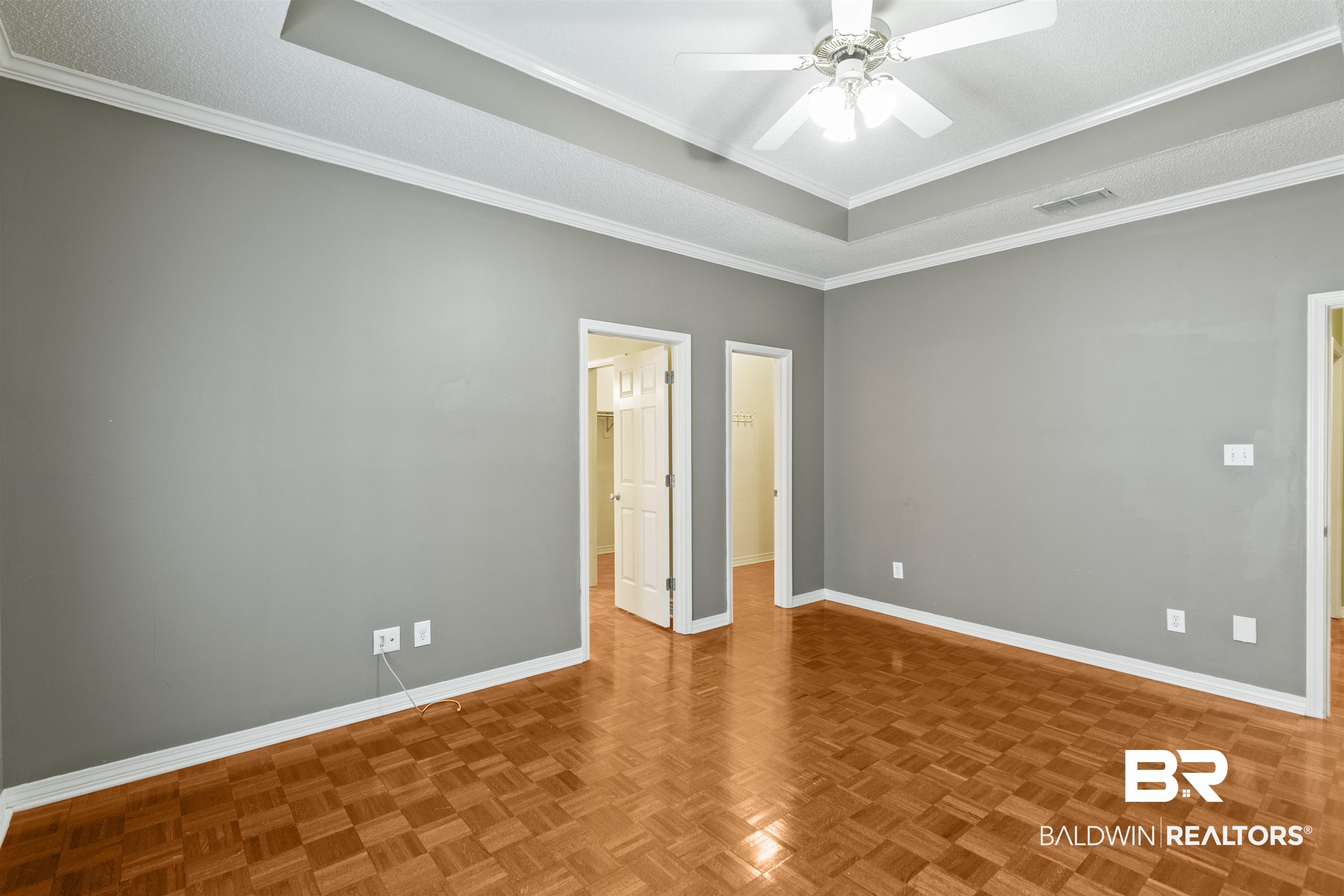 398409 | Photo 27