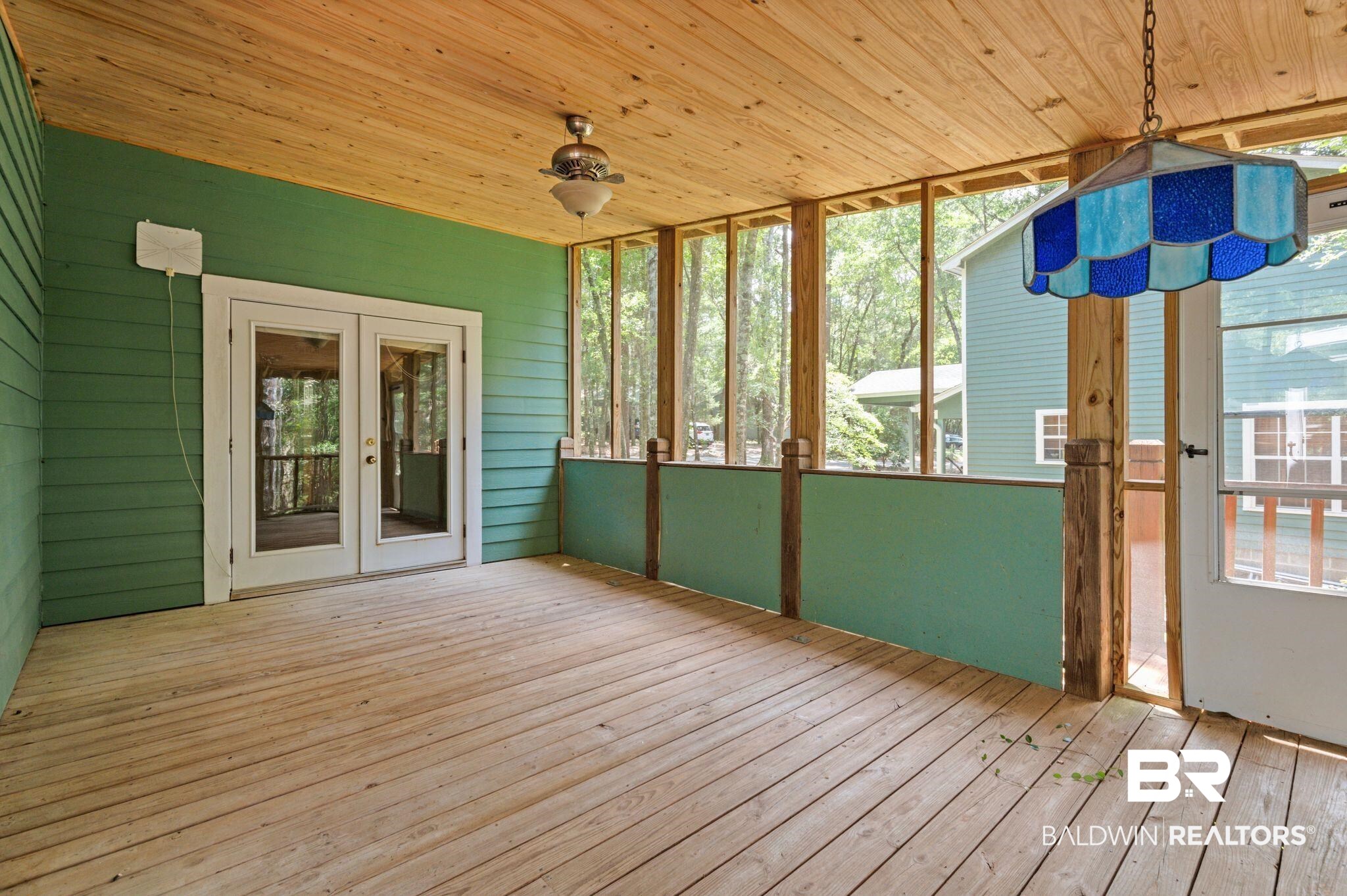 398141 | Photo 29