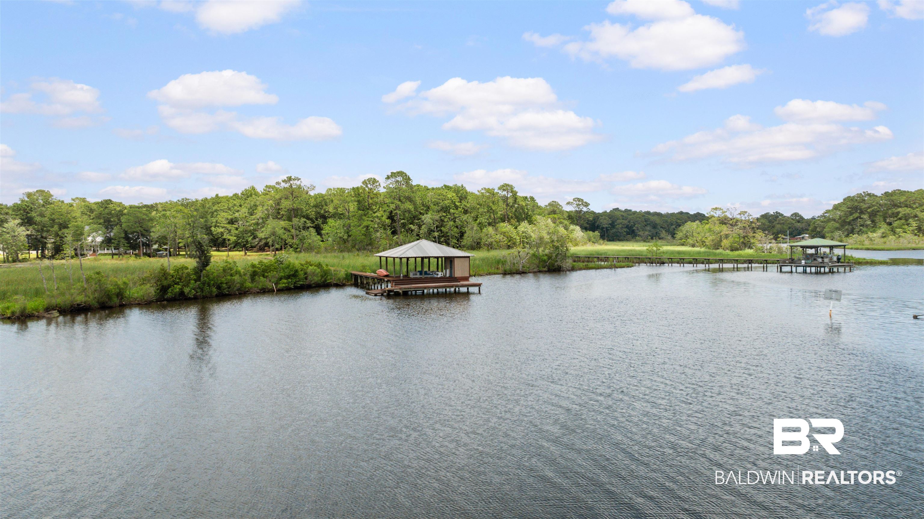 398450 | Photo 13