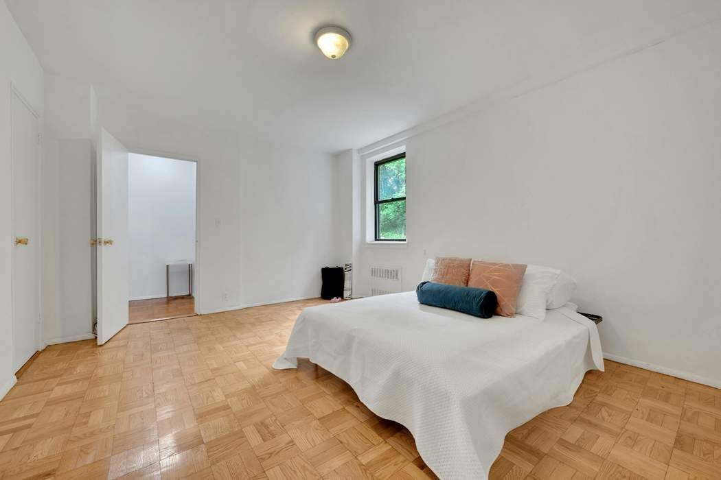 735 Kappock Street 2F Spuyten Duyvil Bronx NY 10463