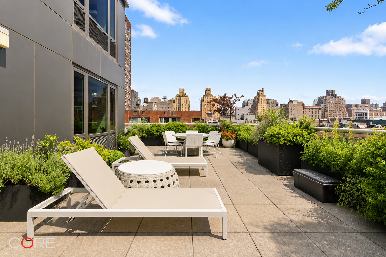 305 West 16th Street Chelsea New York NY 10011