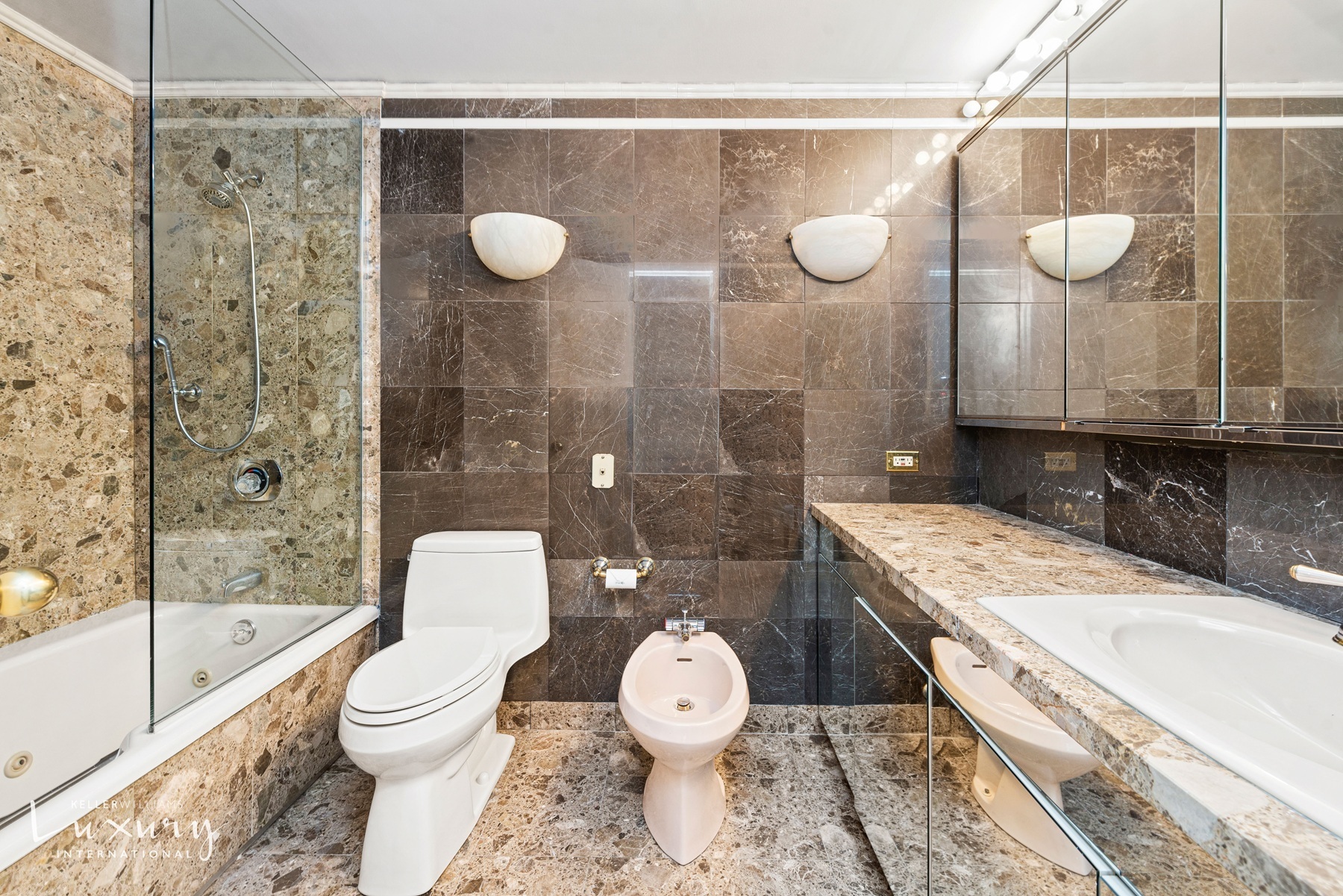 721 Fifth Avenue 37E Midtown East New York NY 10022