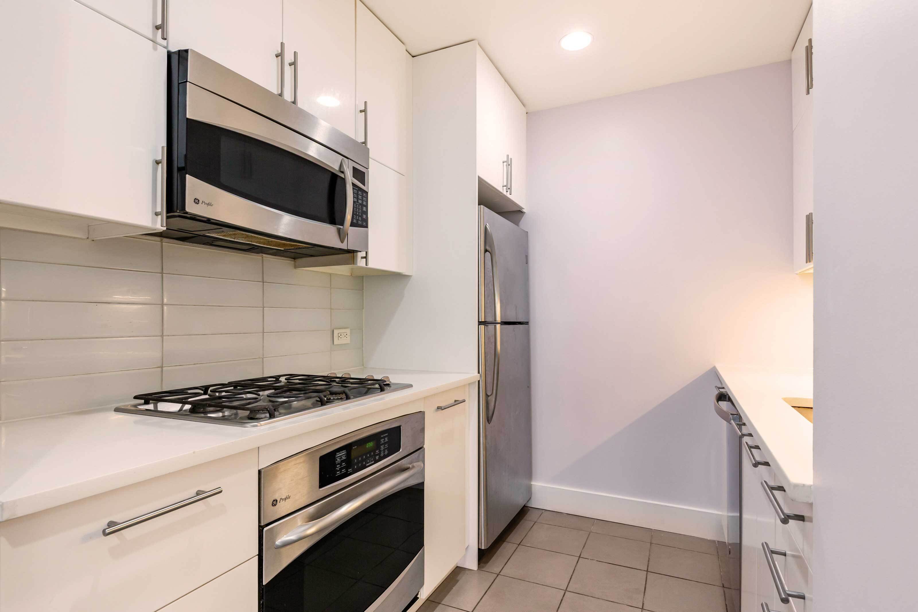 72 Steuben Street 2A Clinton Hill Brooklyn NY 11205