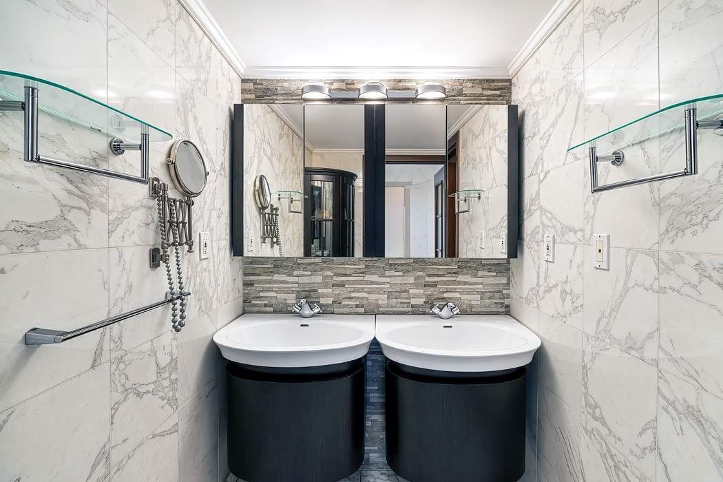 400 East 70th Street Upper East Side New York NY 10021