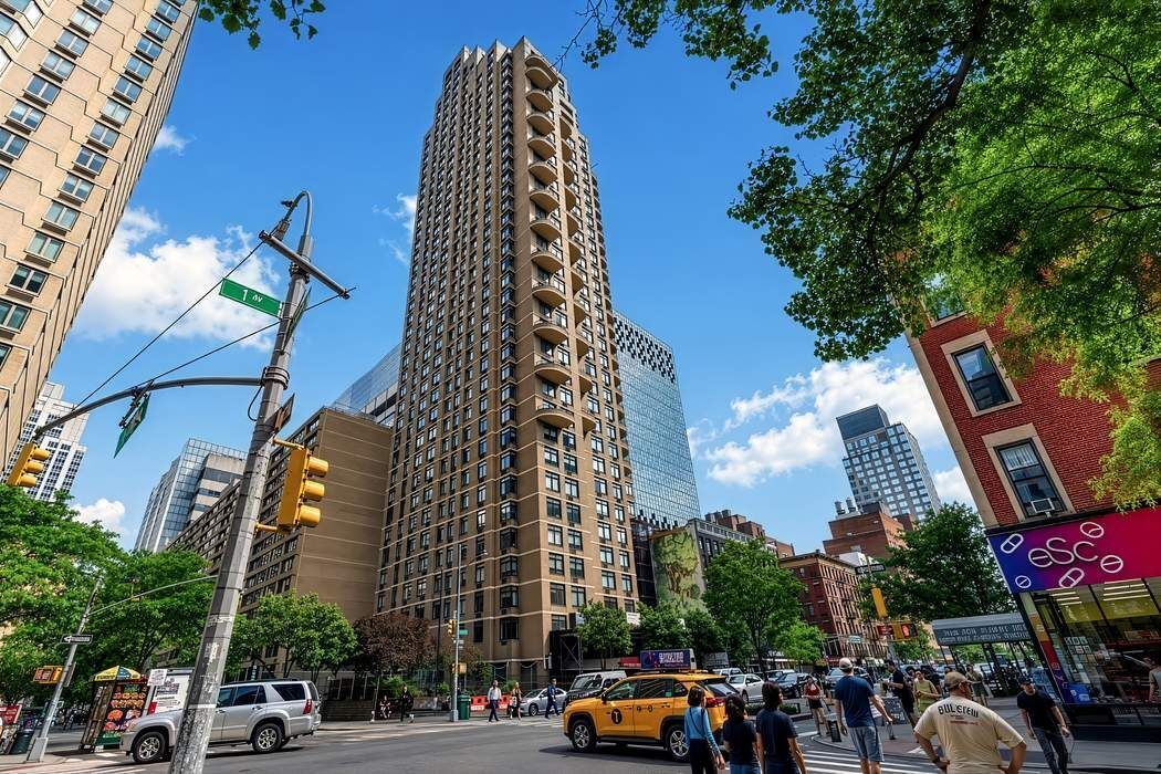 400 East 70th Street 3501 Upper East Side New York NY 10021
