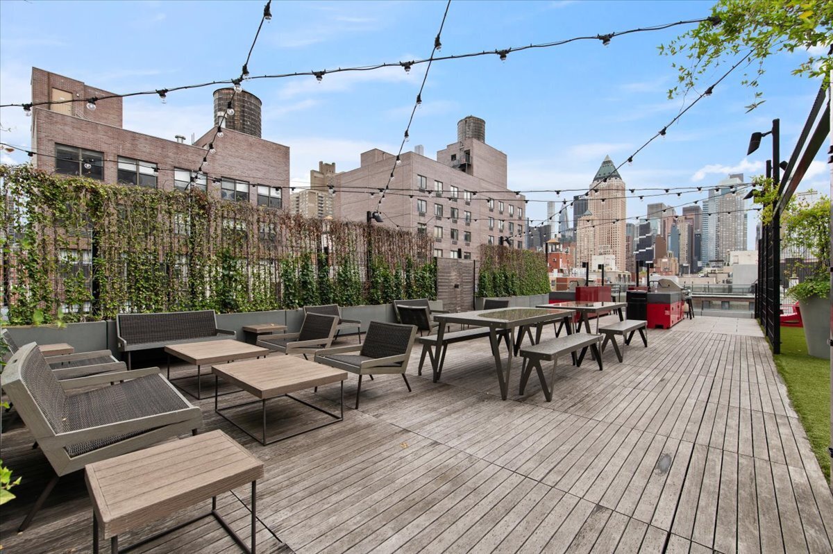 547 West 47th Street 406 Clinton New York NY 10036